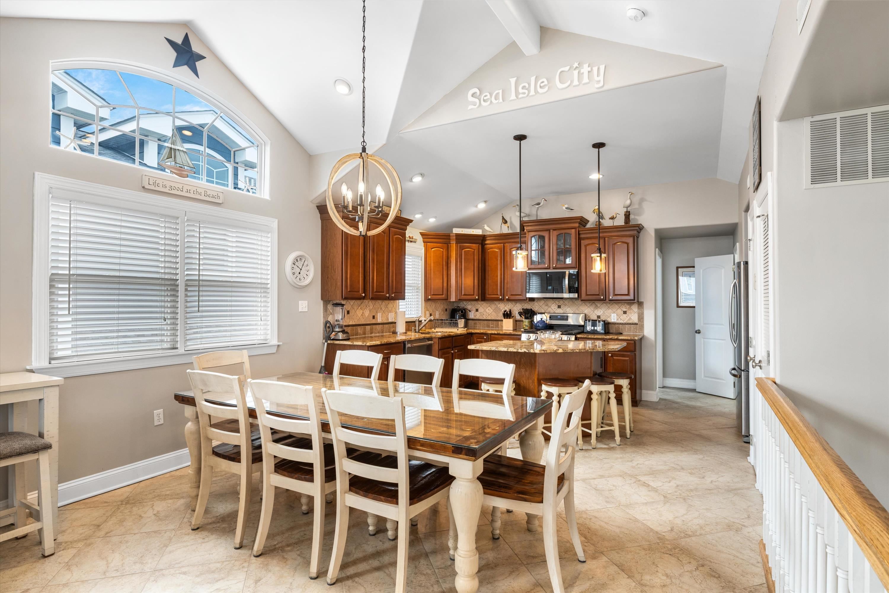 32 47th Street Unit: East Unit