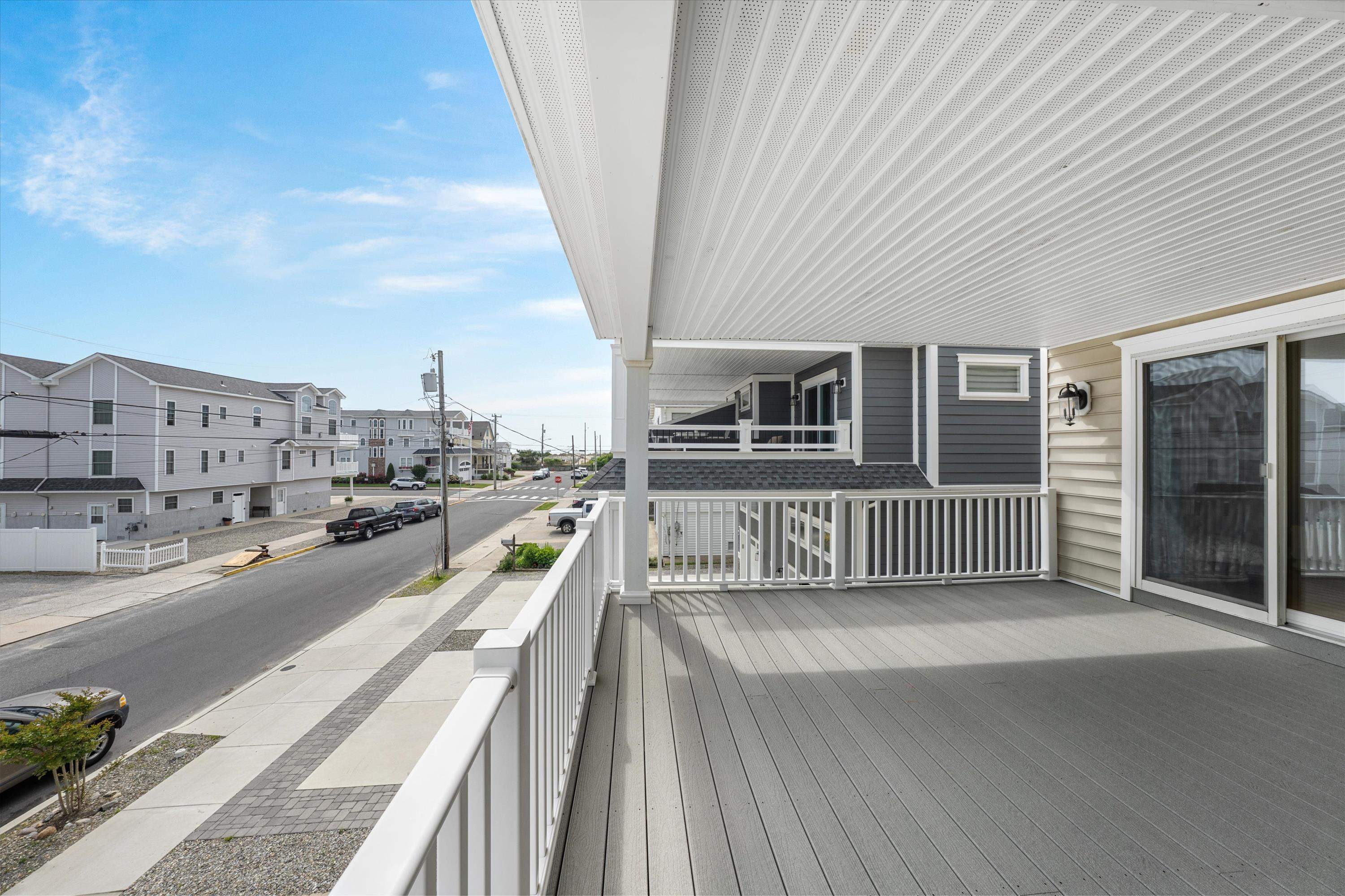 32 47th Street Unit: East Unit