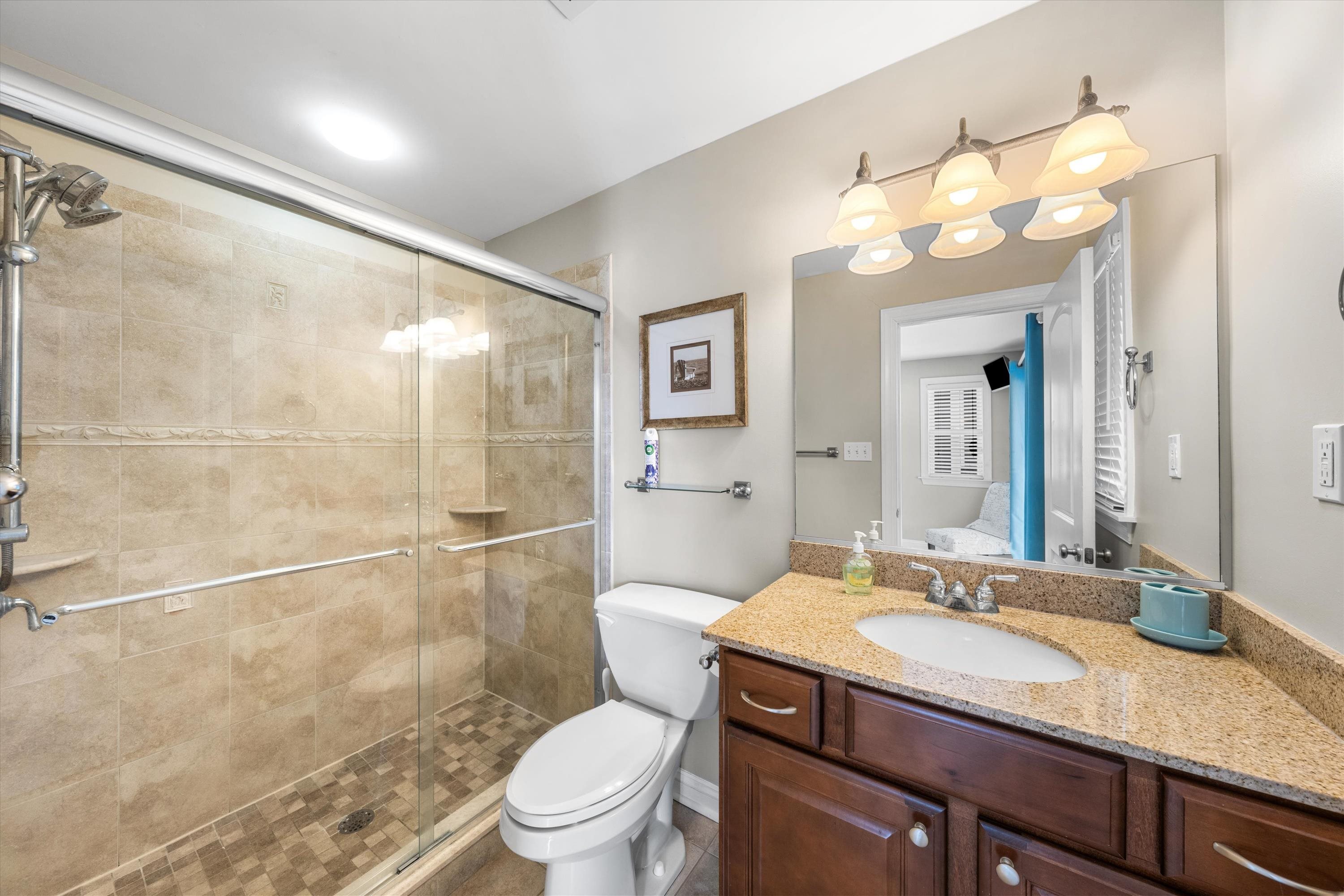 32 47th Street Unit: East Unit