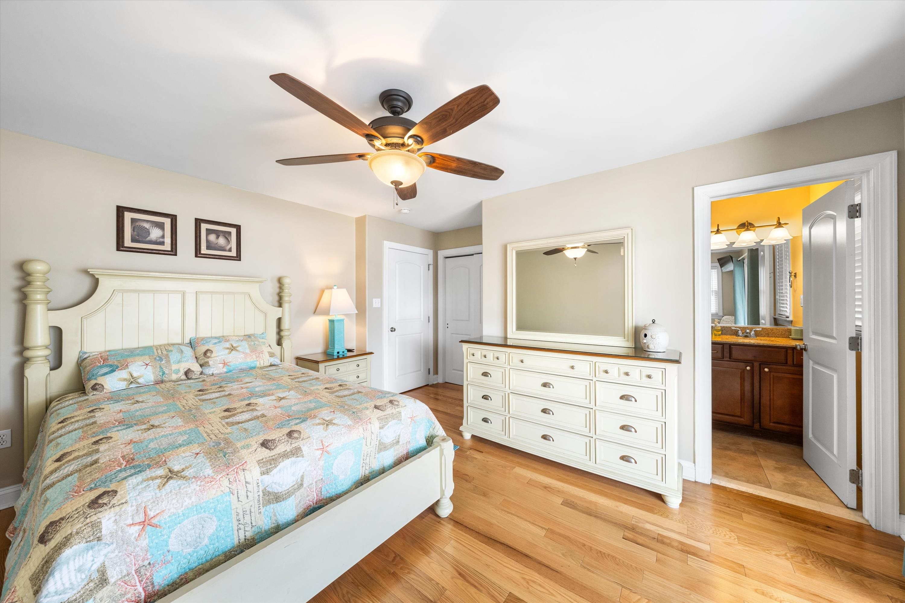 32 47th Street Unit: East Unit