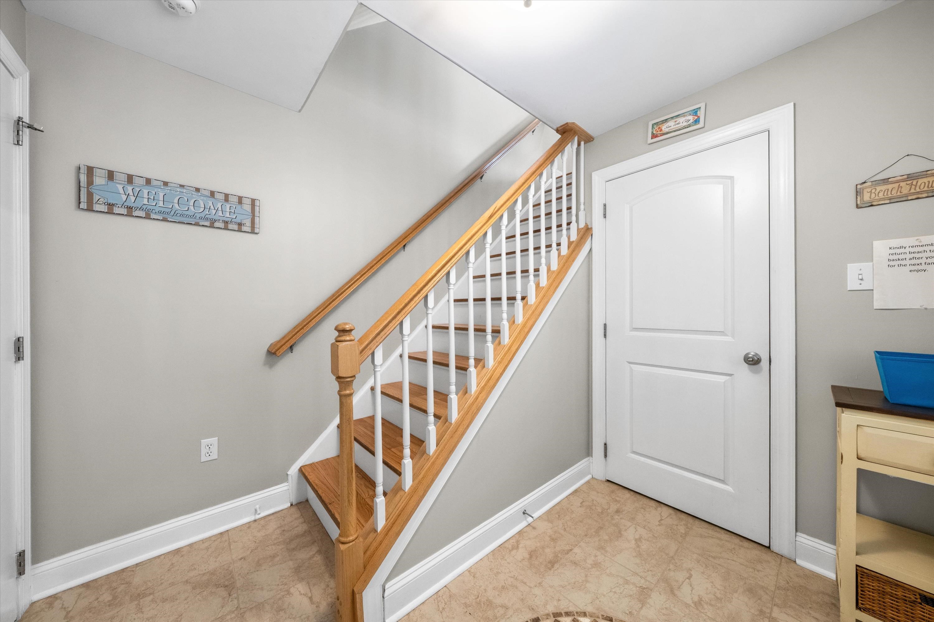 32 47th Street Unit: East Unit