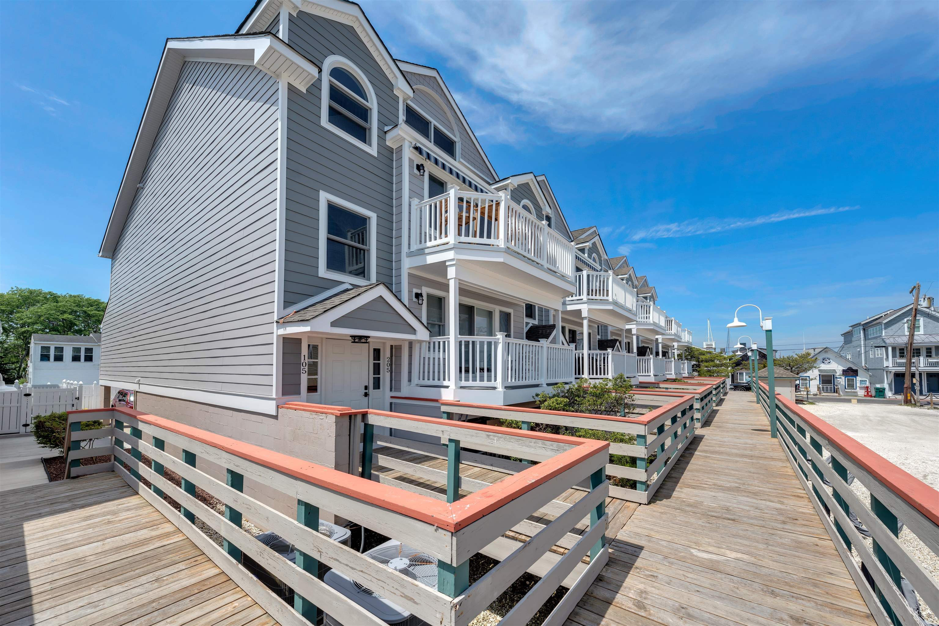 1520 Yacht Avenue Unit: 205