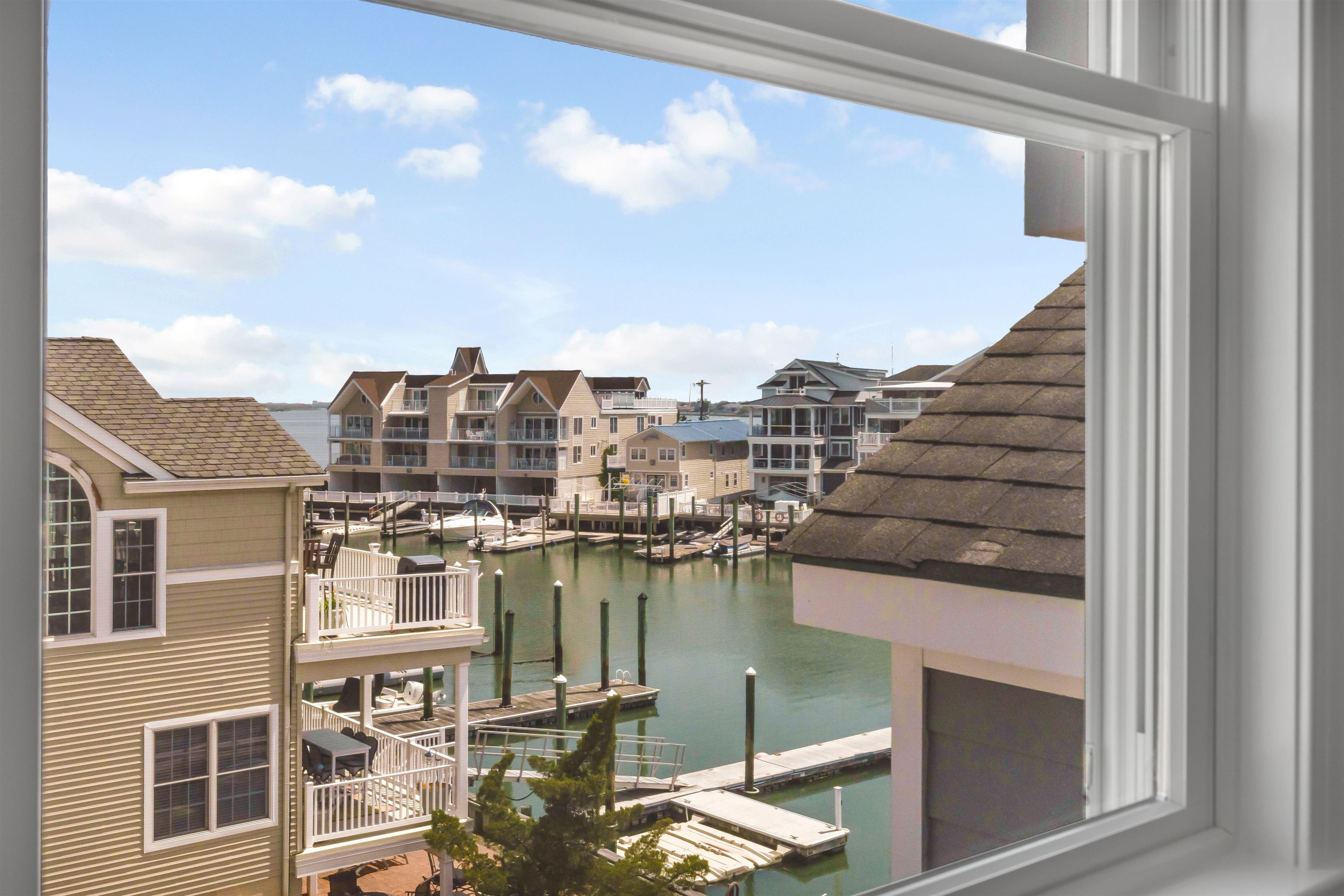 1520 Yacht Avenue Unit: 205