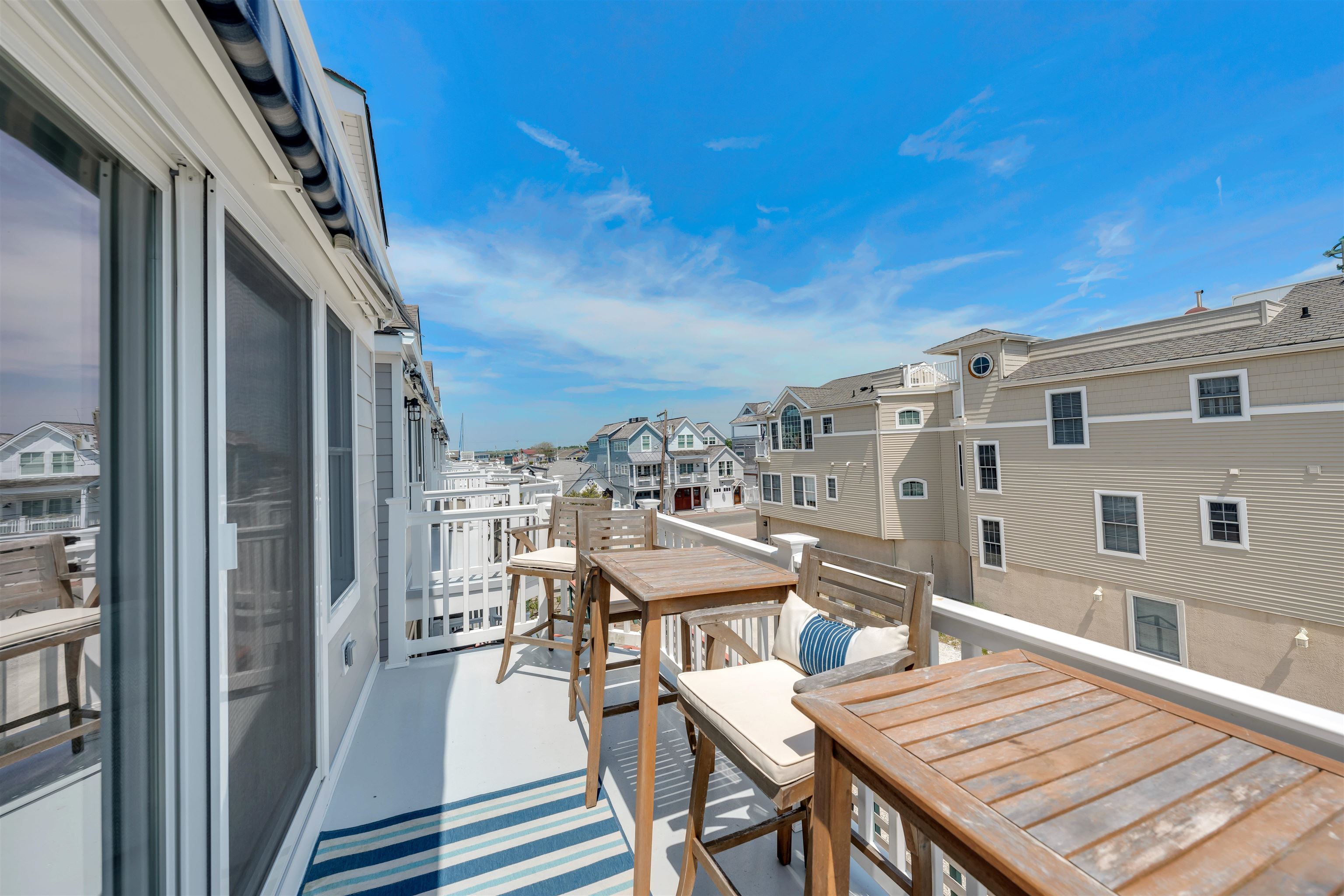 1520 Yacht Avenue Unit: 205