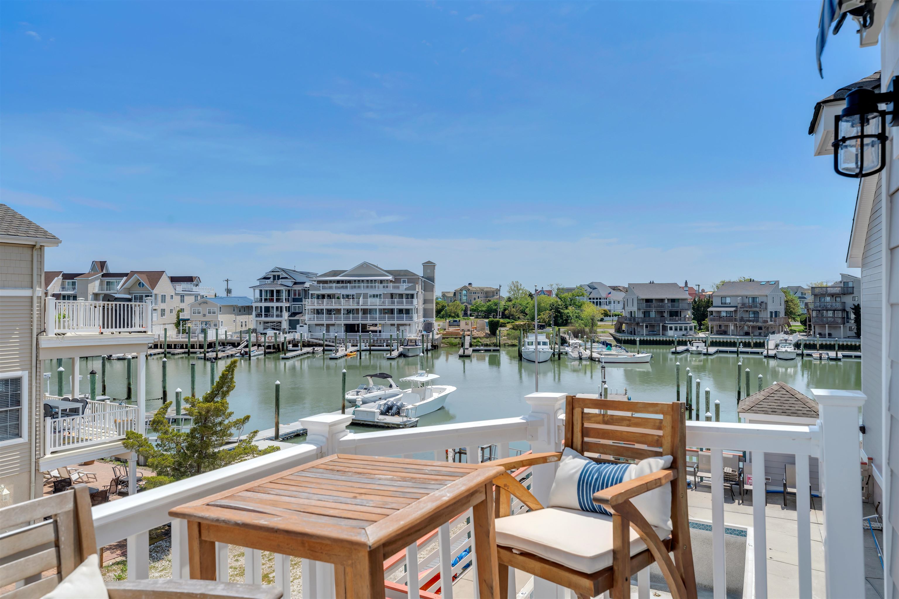 1520 Yacht Avenue Unit: 205