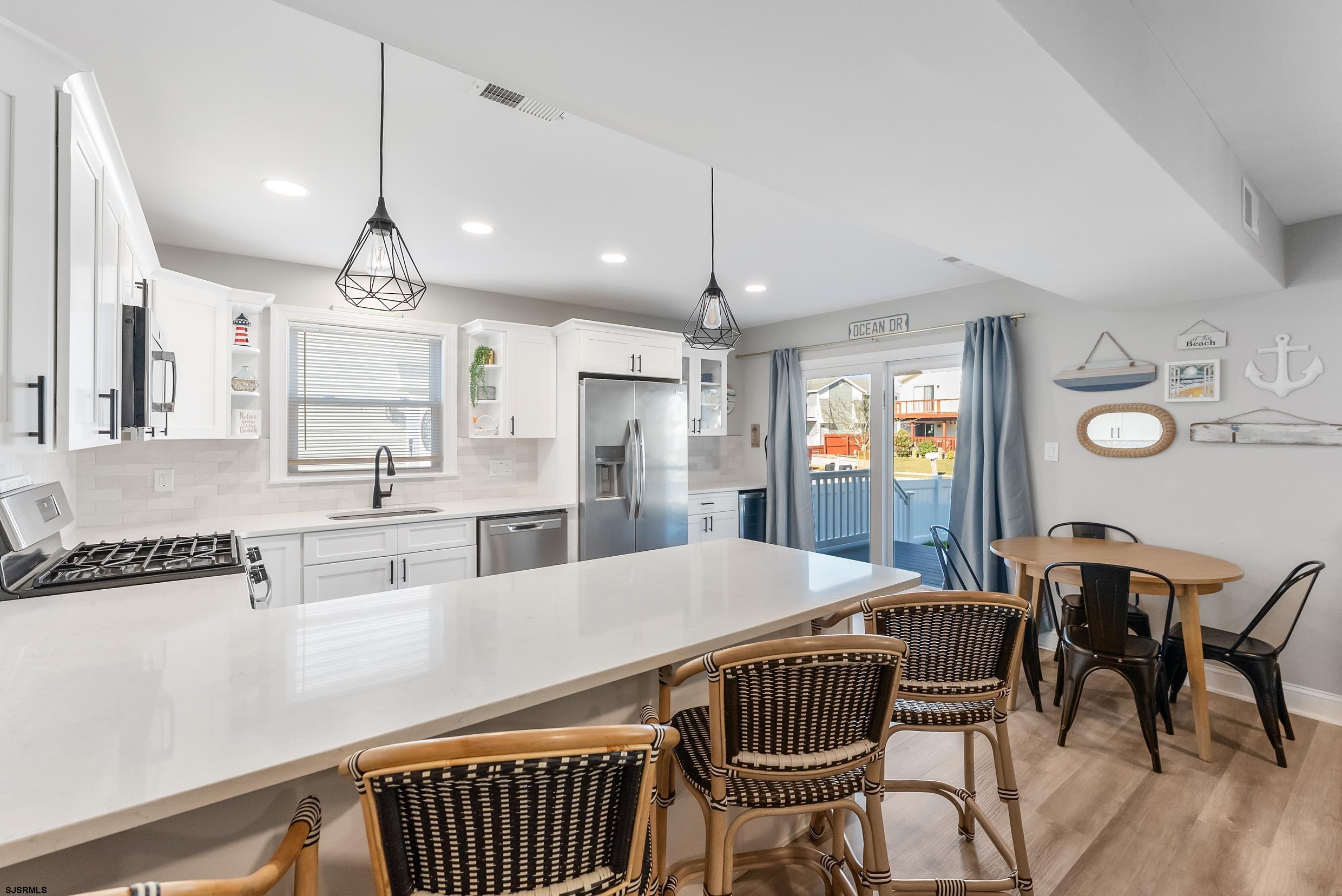 12 Lighthouse Dr Dr Unit: A