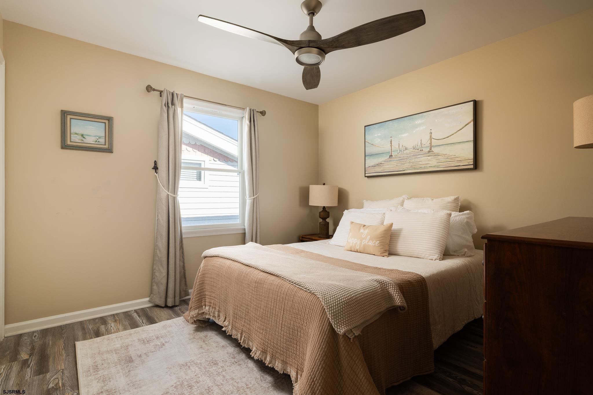 4923 Central Ave Unit: 2