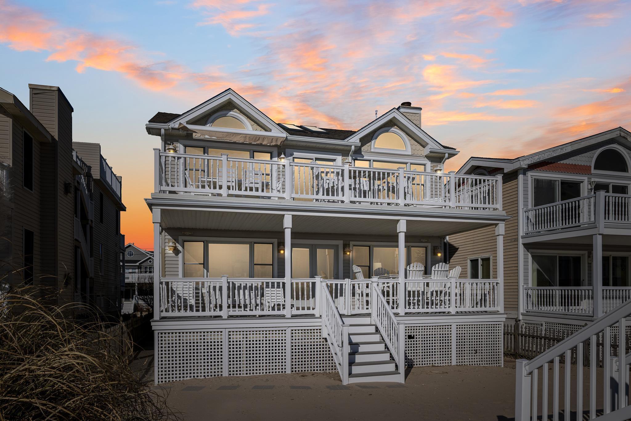 4923 Central Ave Unit: 2