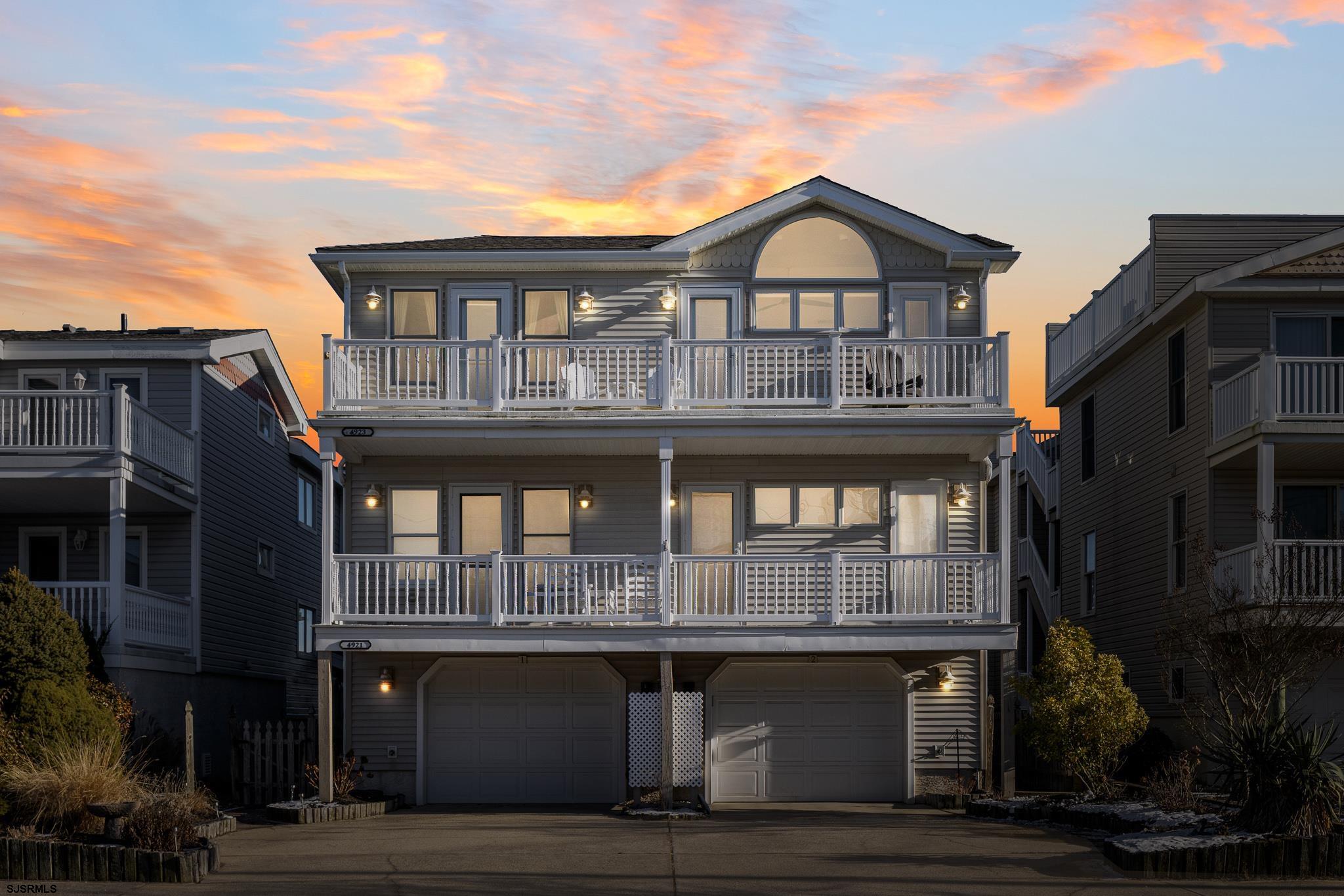 4923 Central Ave Unit: 2