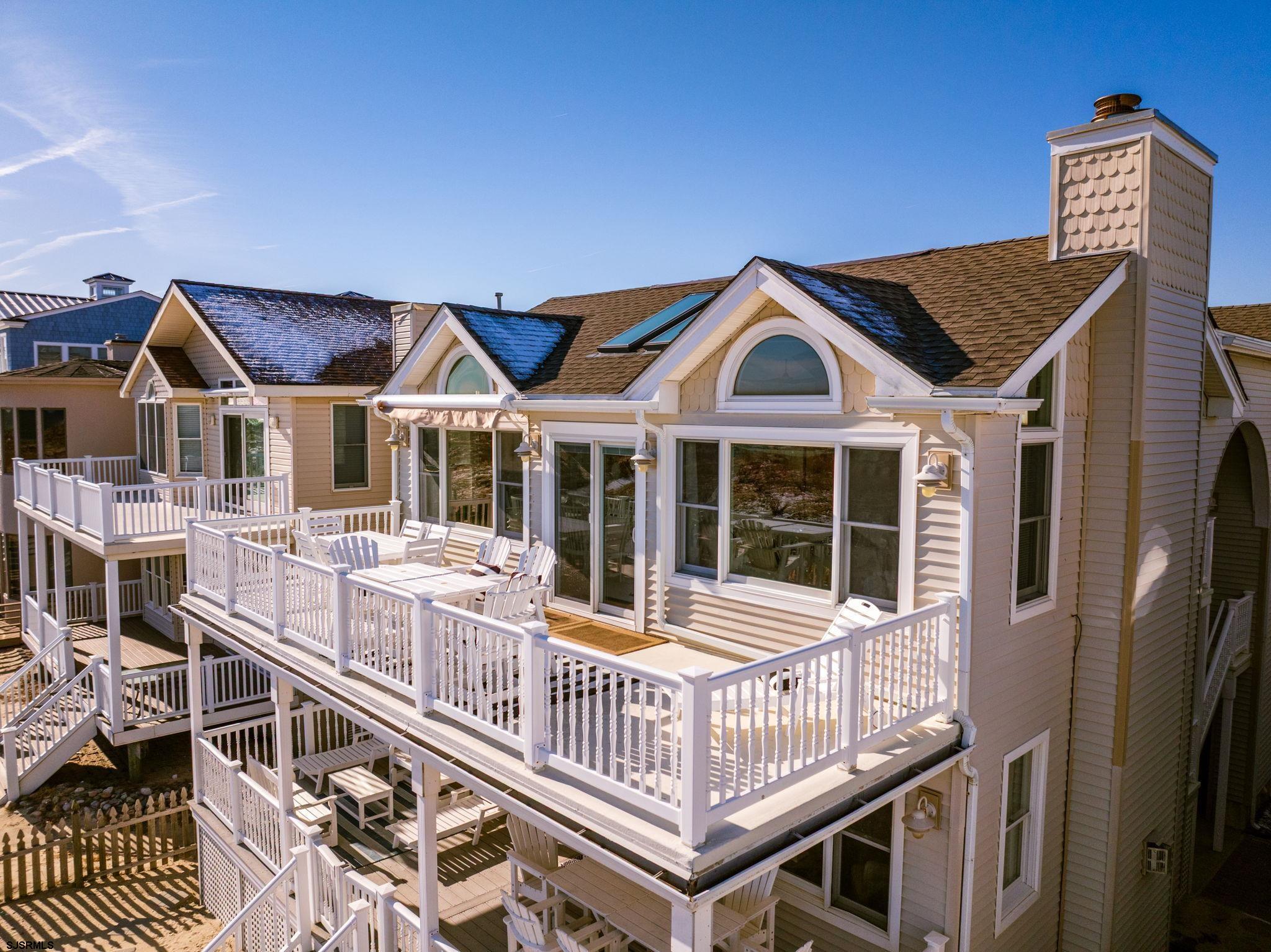 4923 Central Ave Unit: 2