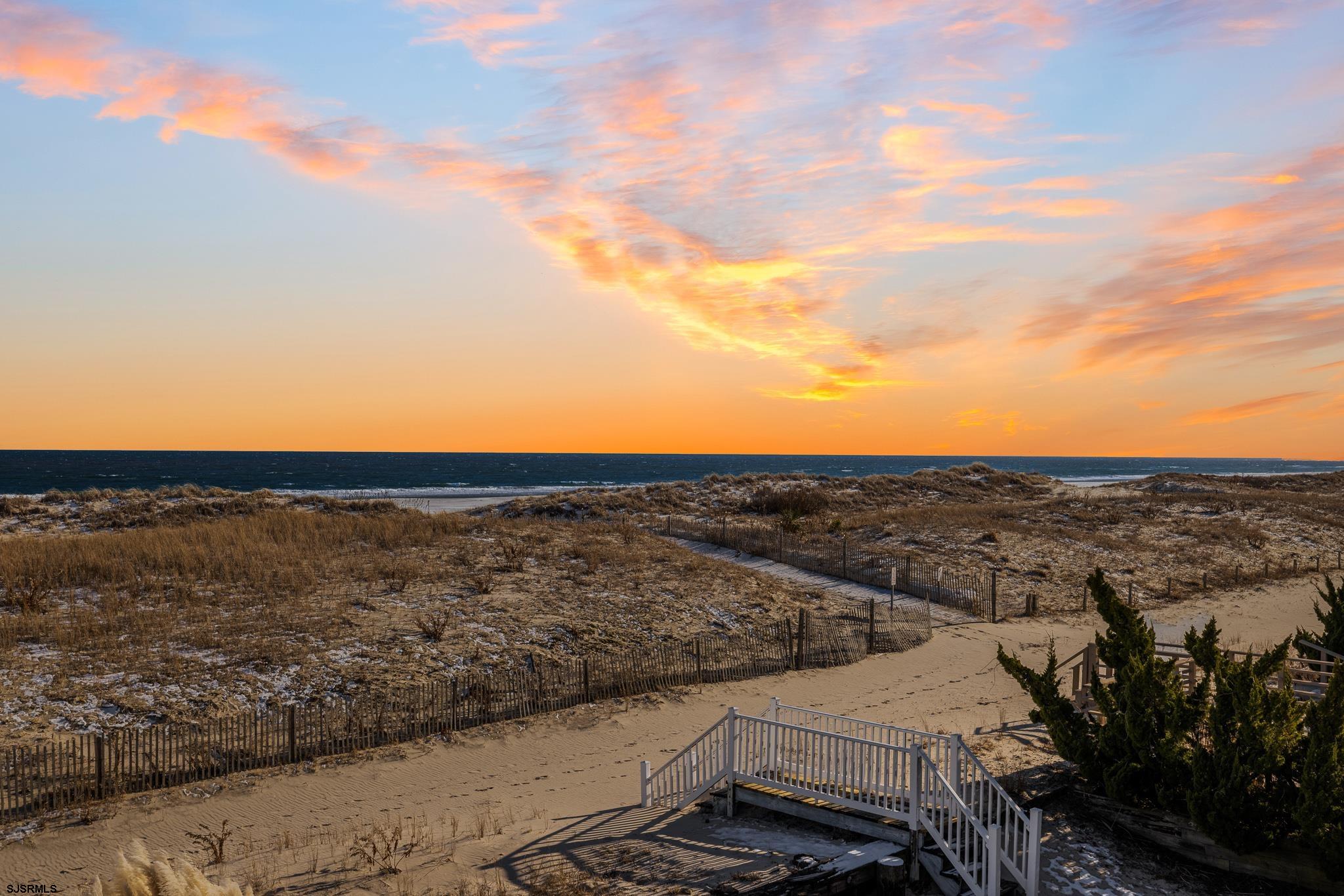 4923 Central Ave Unit: 2