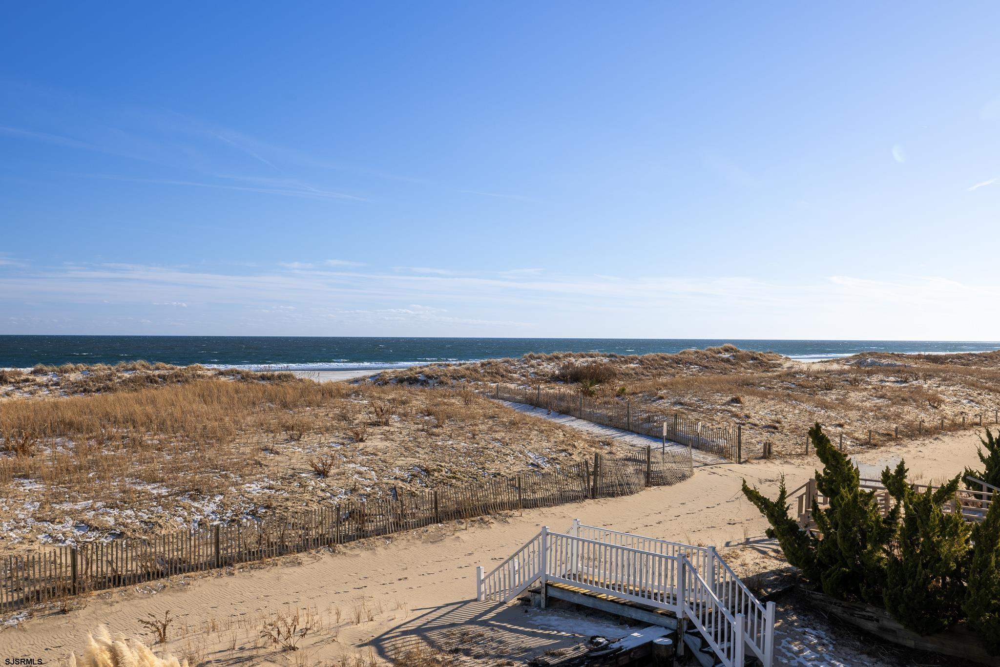 4923 Central Ave Unit: 2