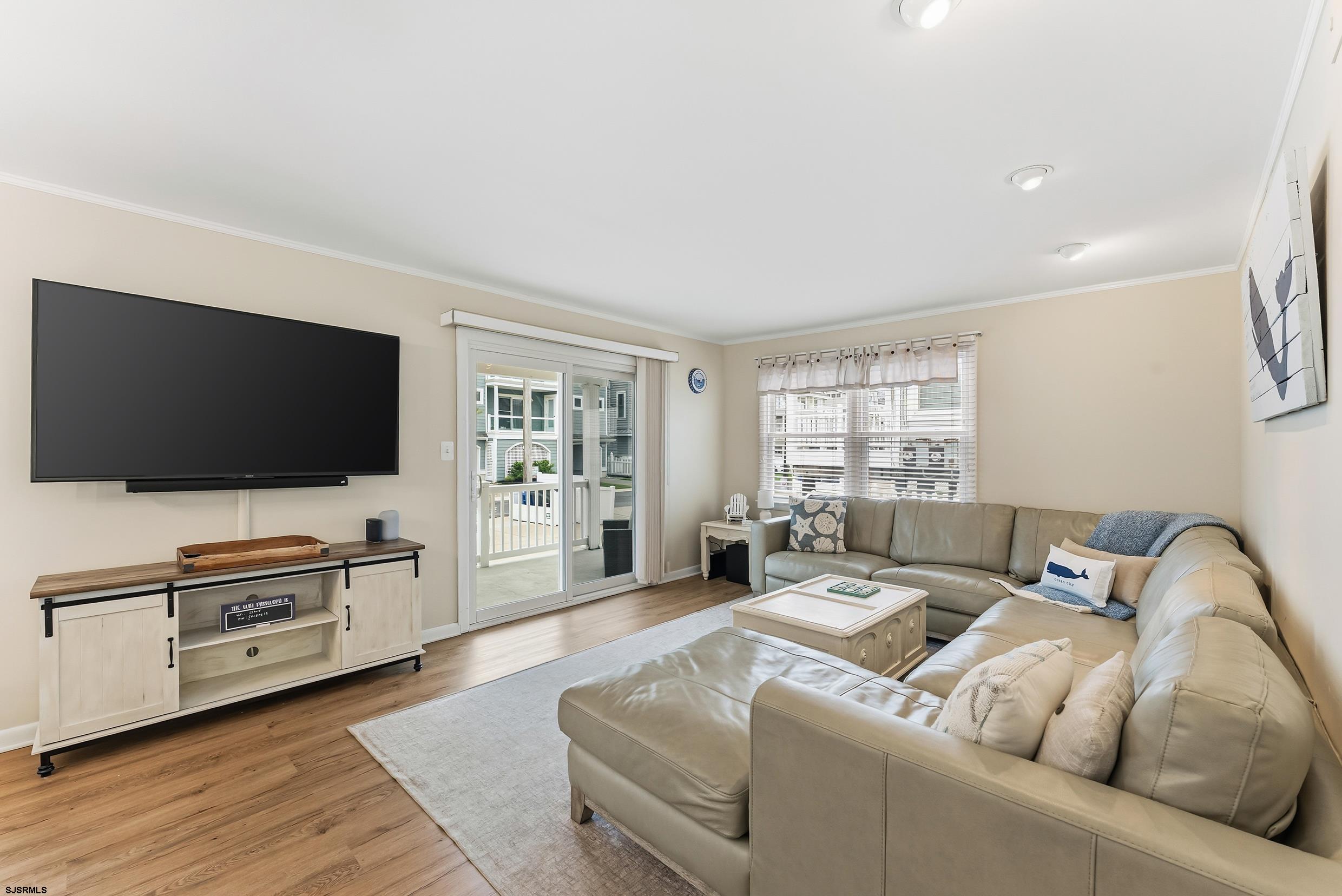 3425 Central Ave Unit: 1