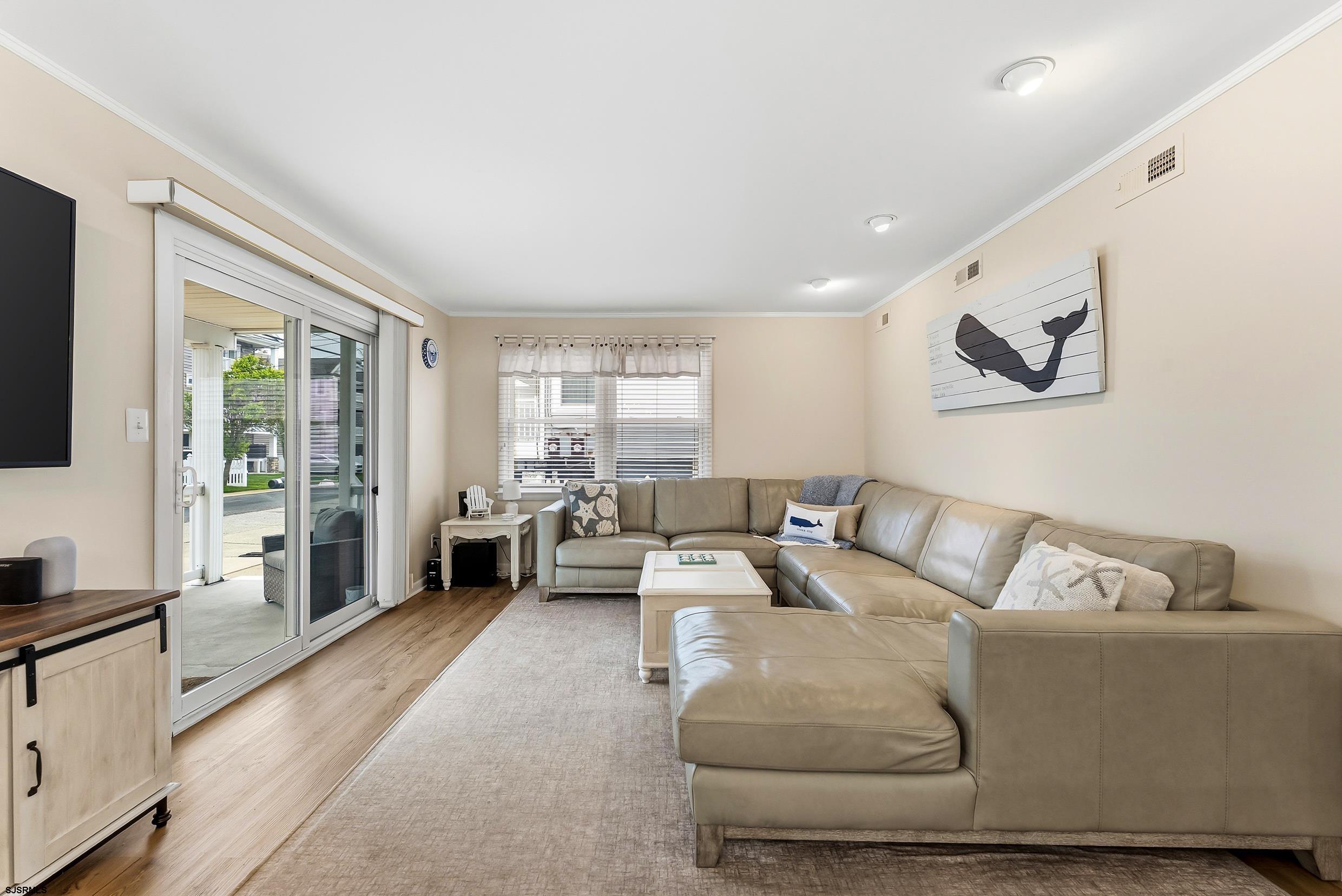 3425 Central Ave Unit: 1