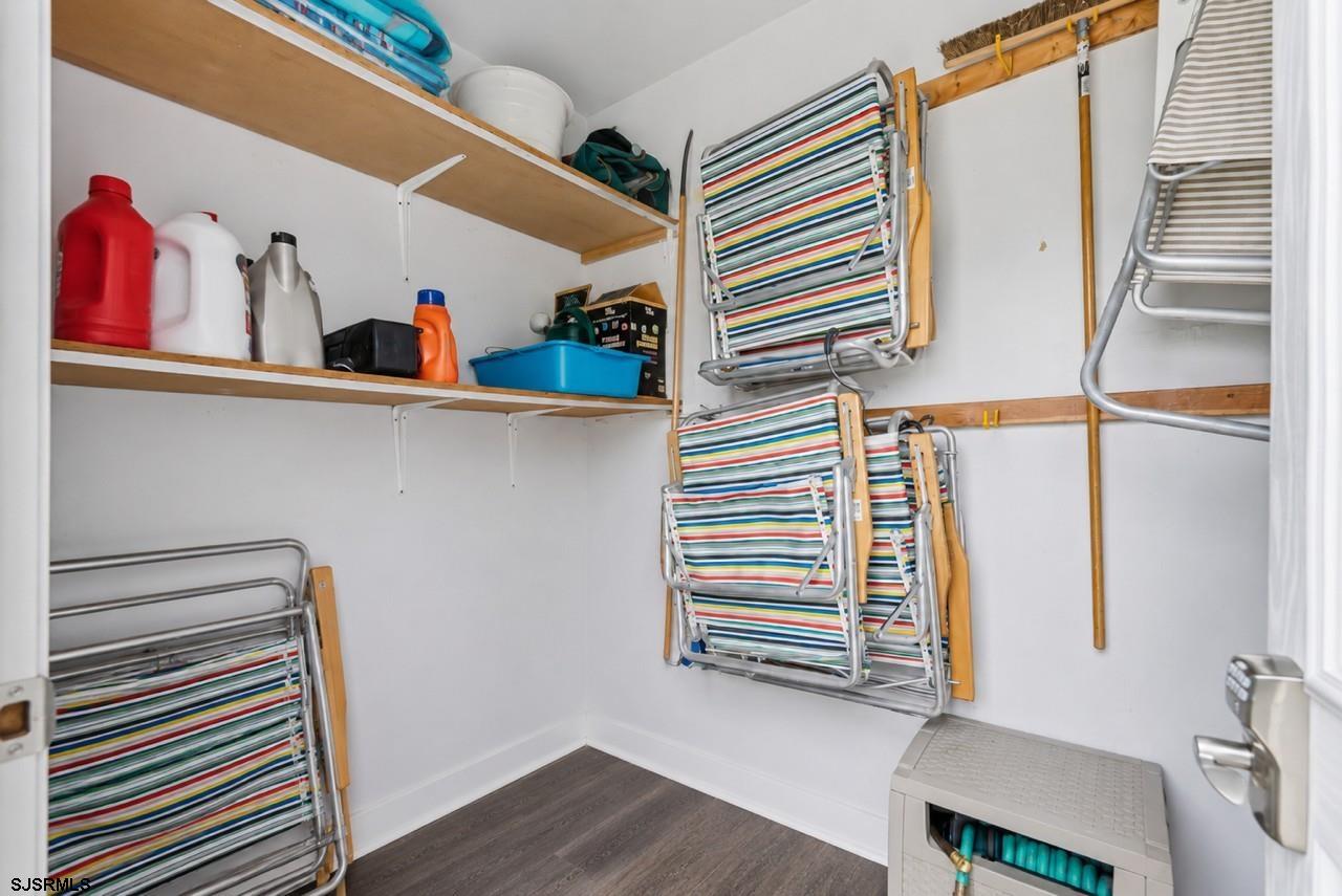 3425 Central Ave Unit: 1