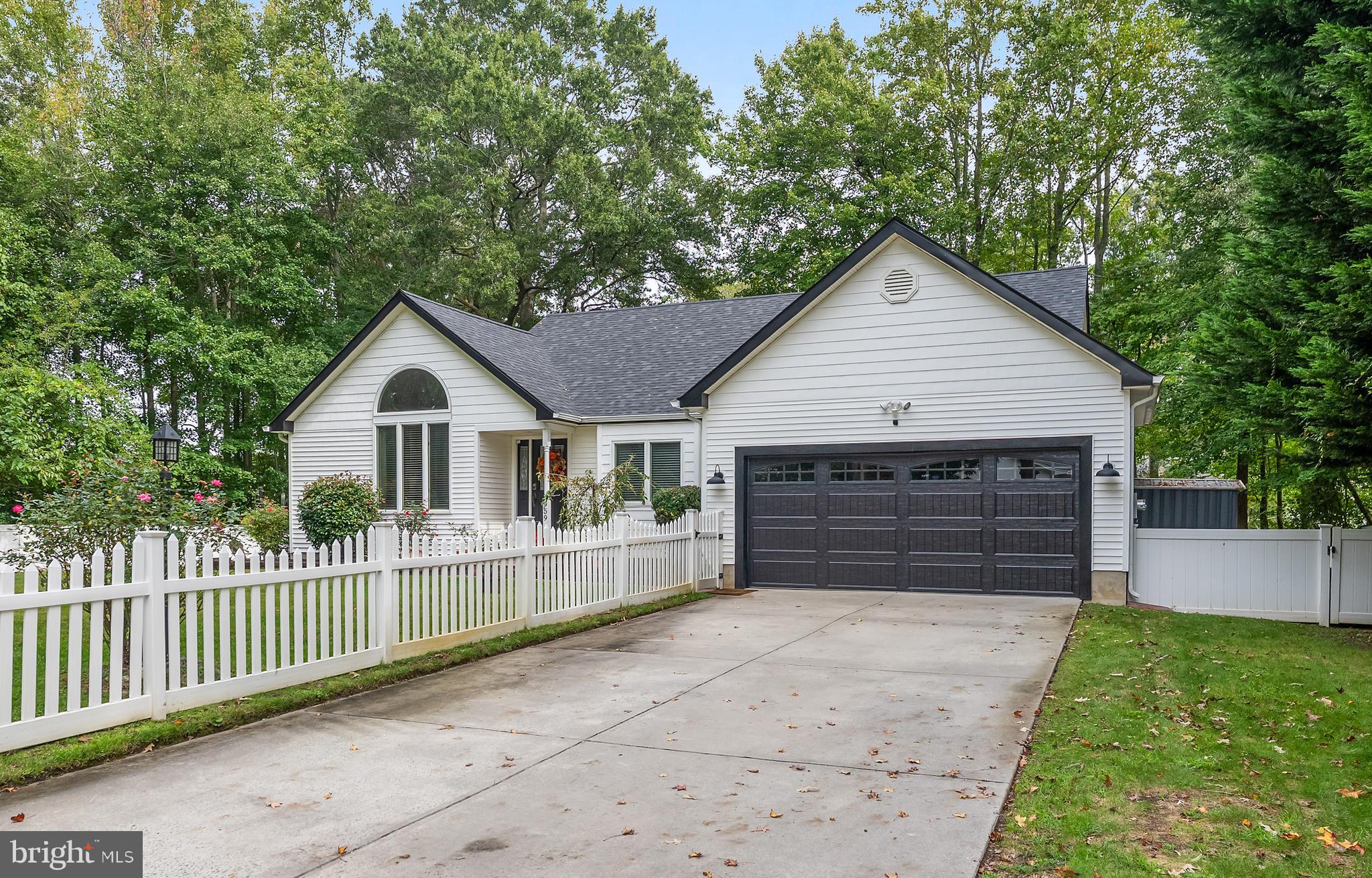 959 LENAPE DRIVE