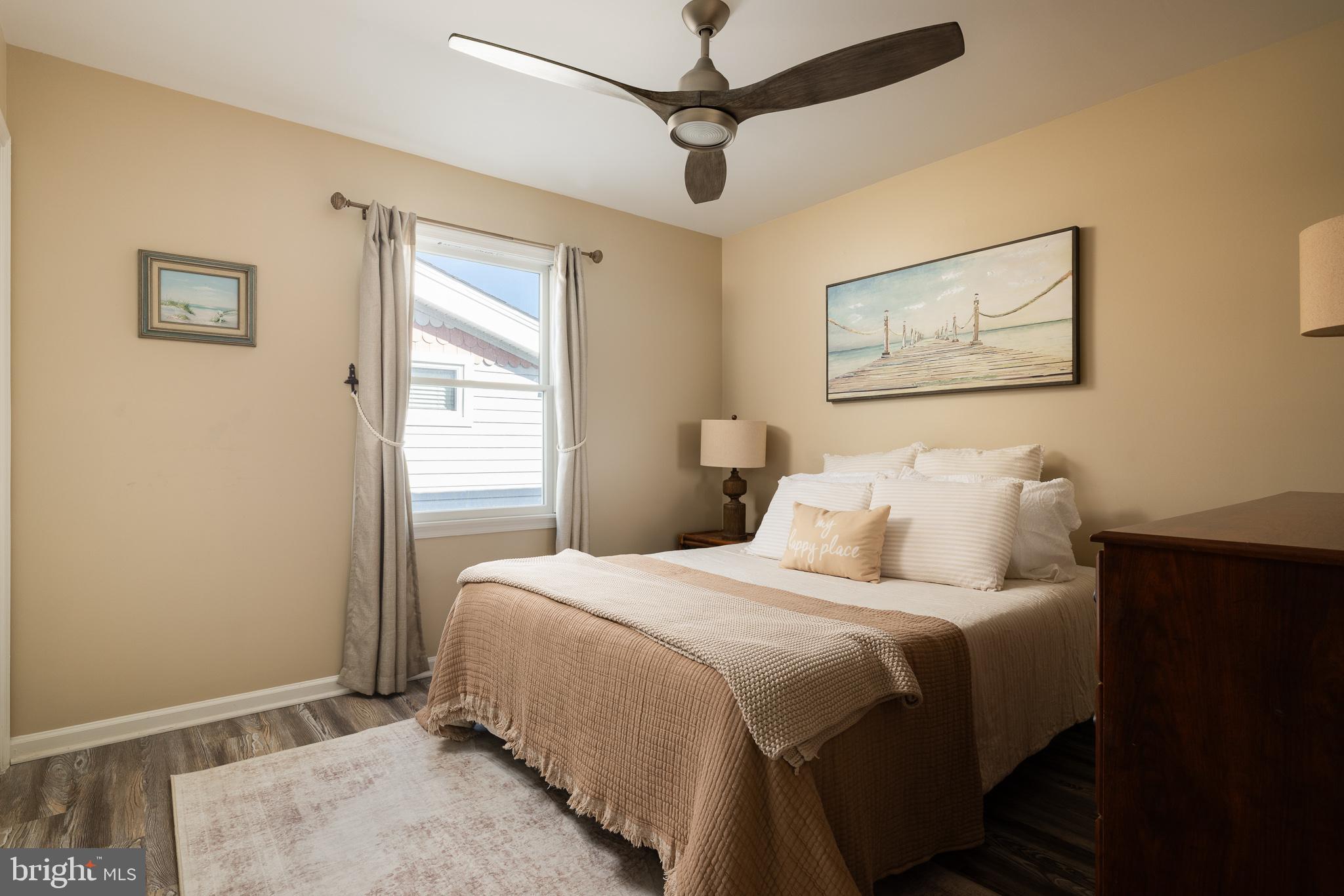 4923 CENTRAL AVENUE 2