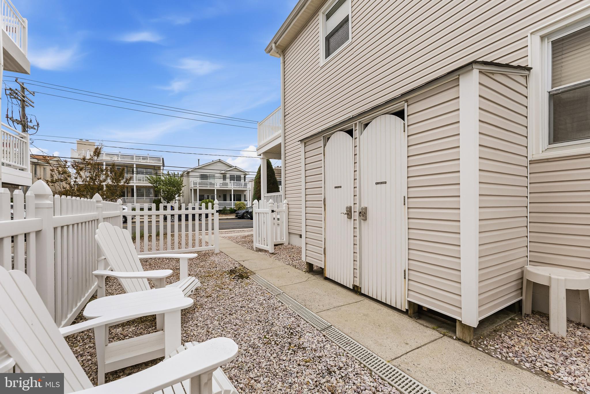 3425 CENTRAL AVENUE -27