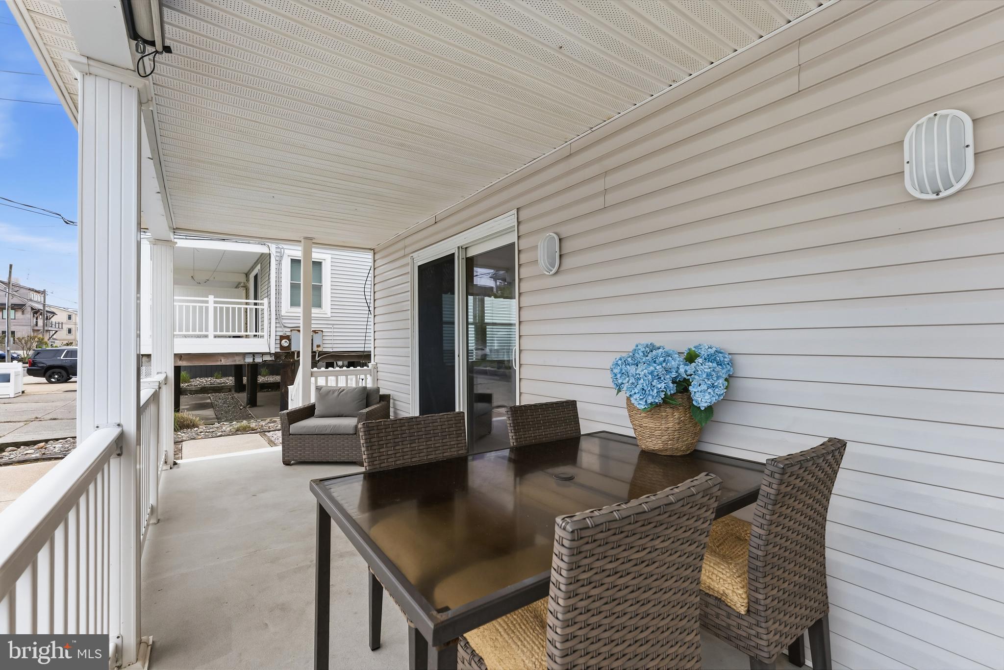 3425 CENTRAL AVENUE -27