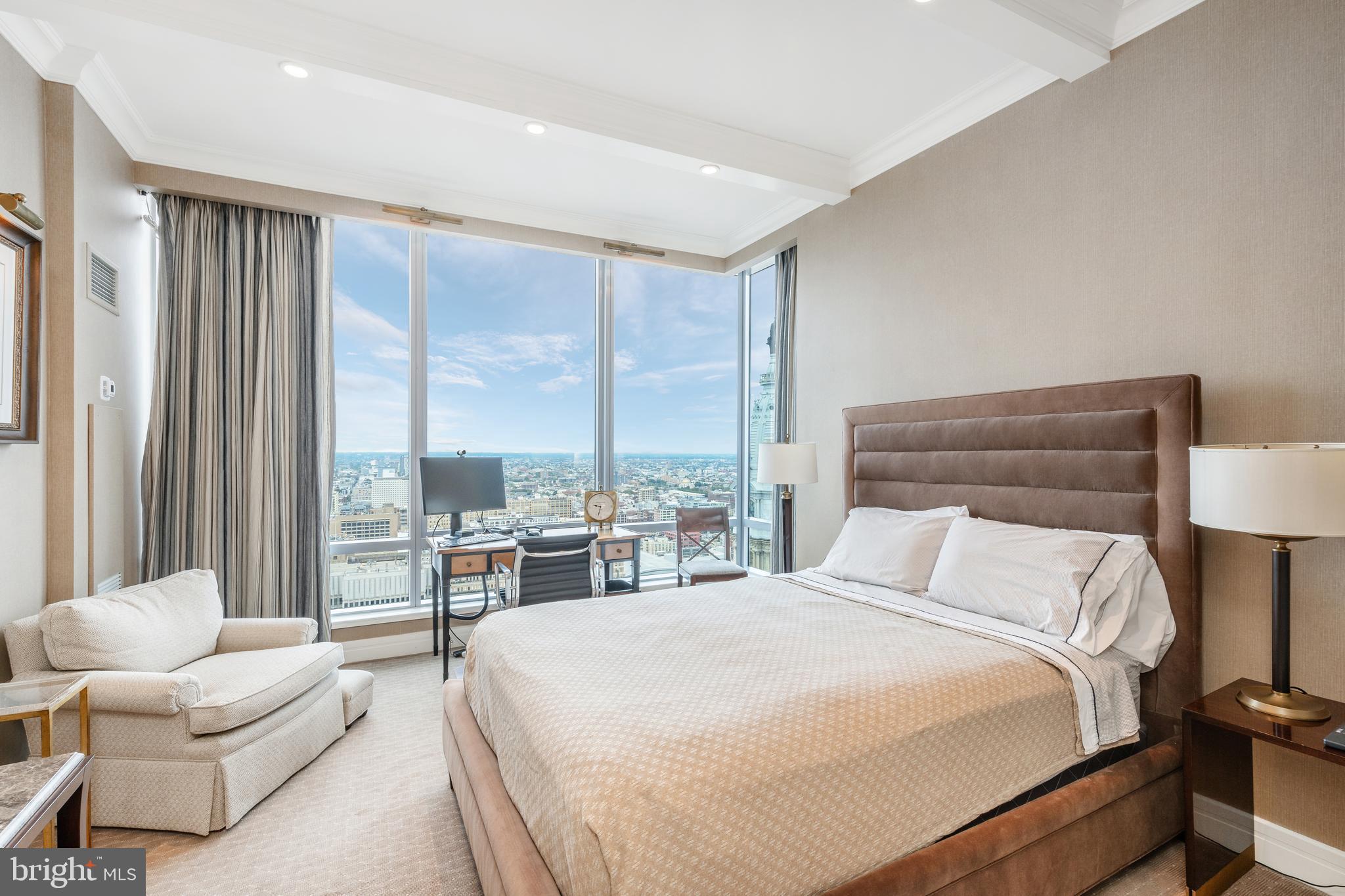 1414 S Penn Sq #42de