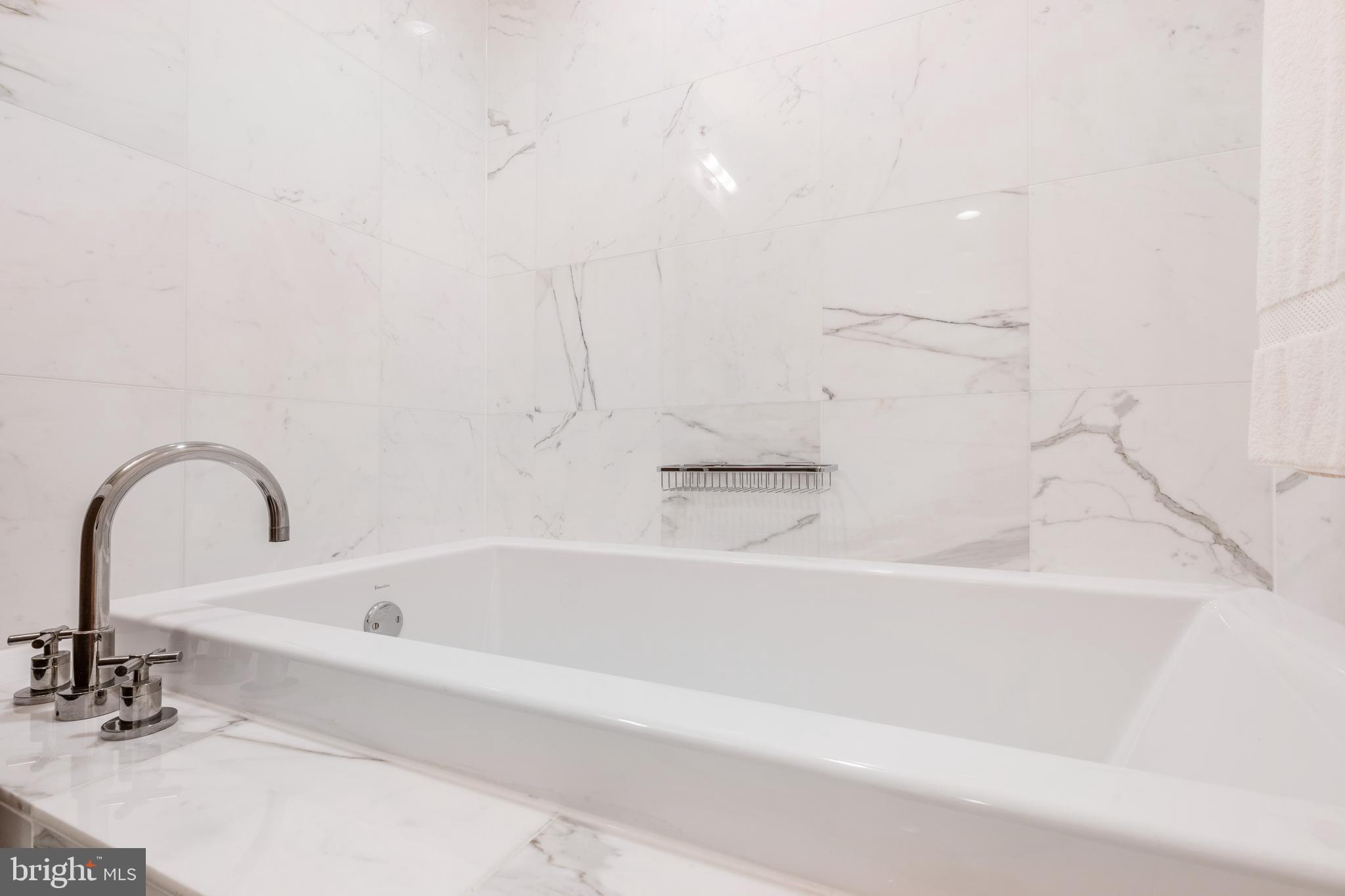 1414 S Penn Sq #42de