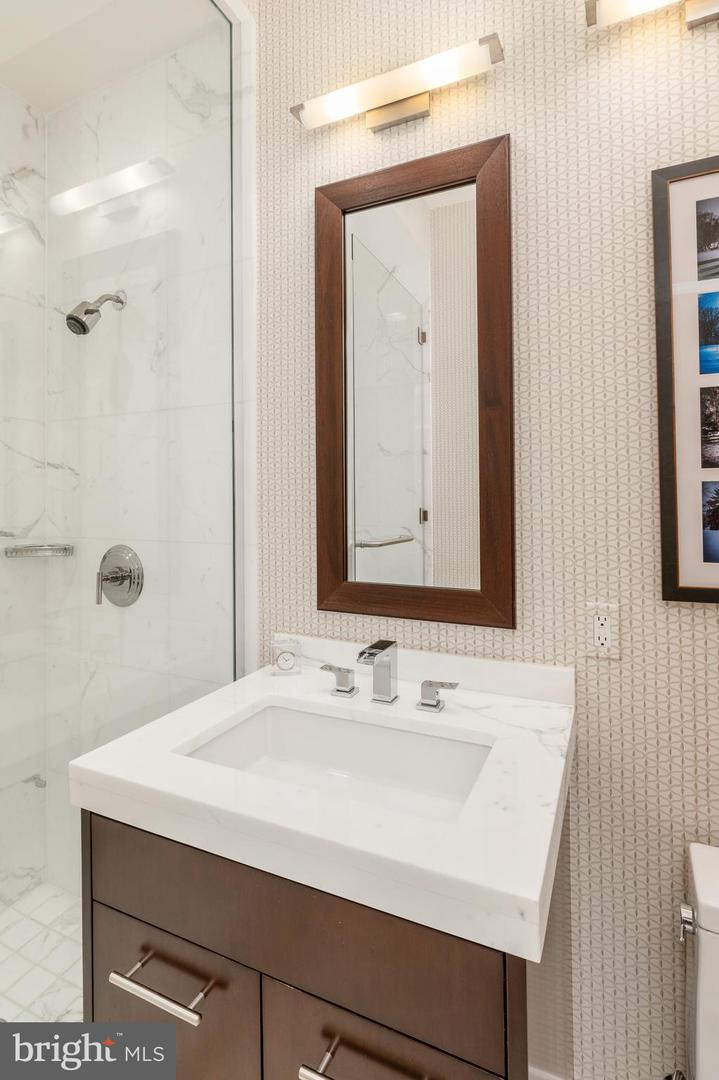 1414 S Penn Sq #42de
