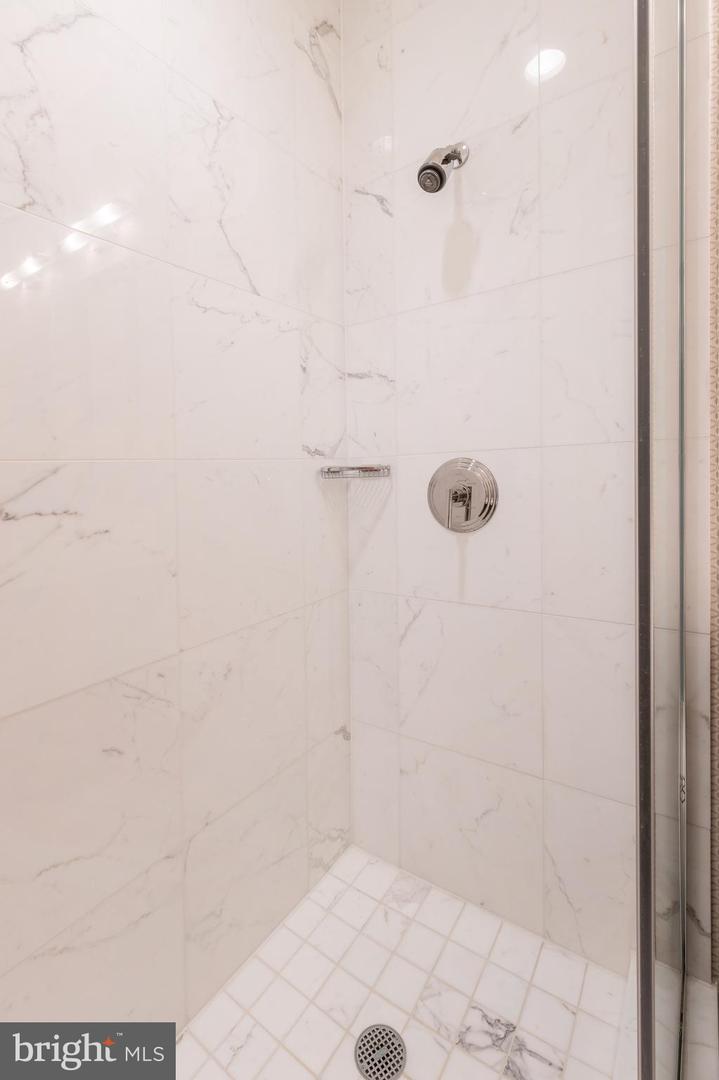 1414 S Penn Sq #42de