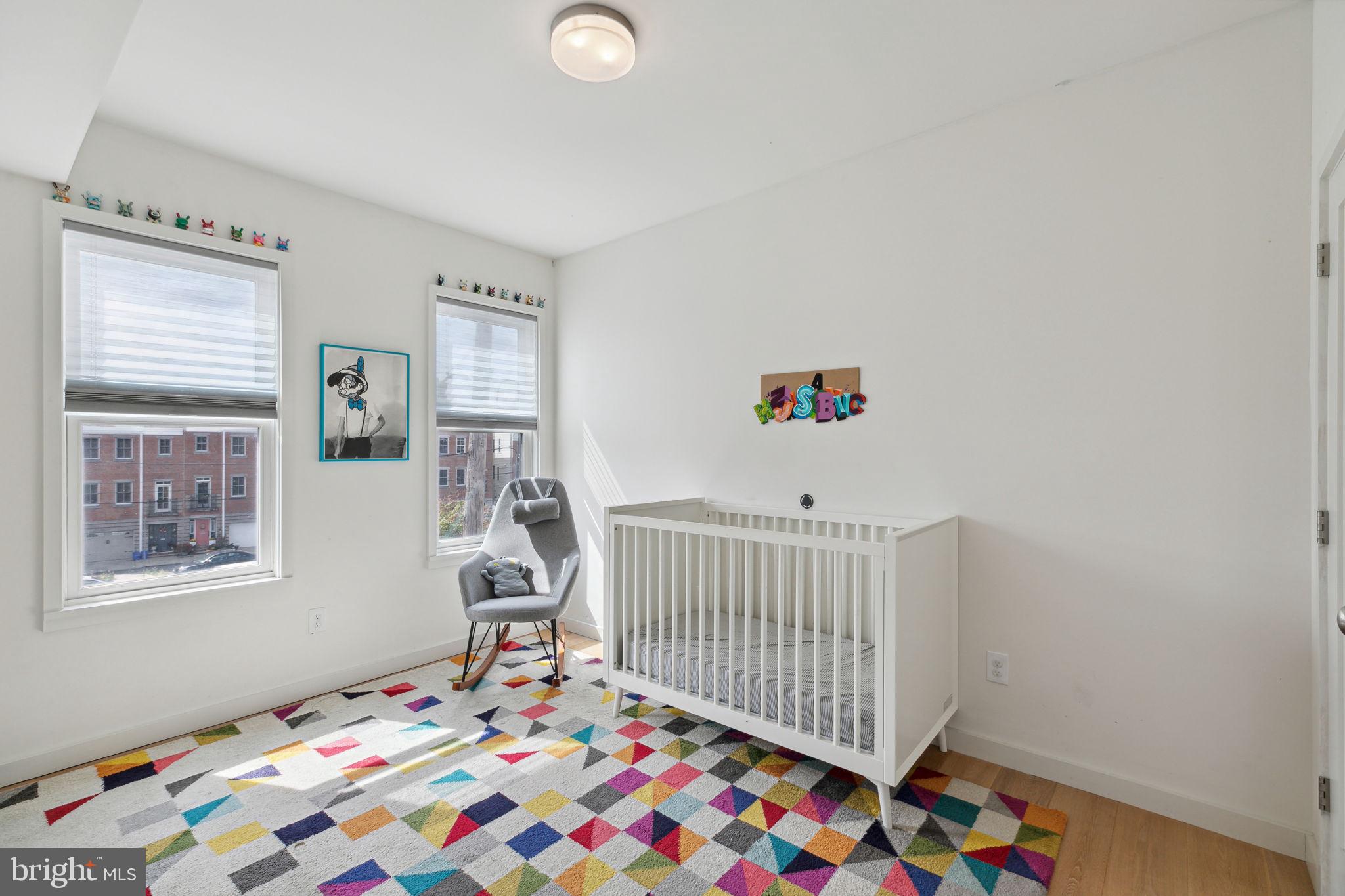120 League St
