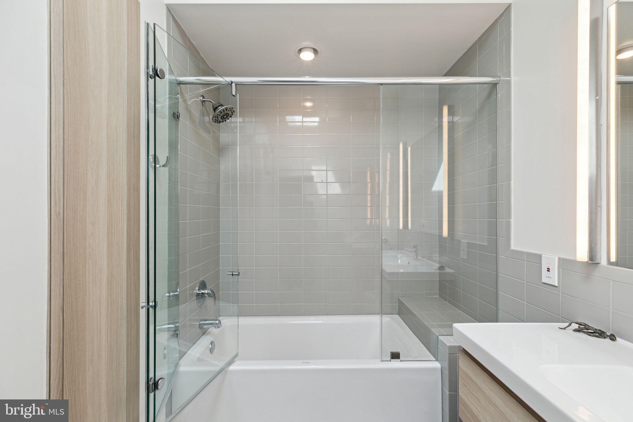 120 League St
