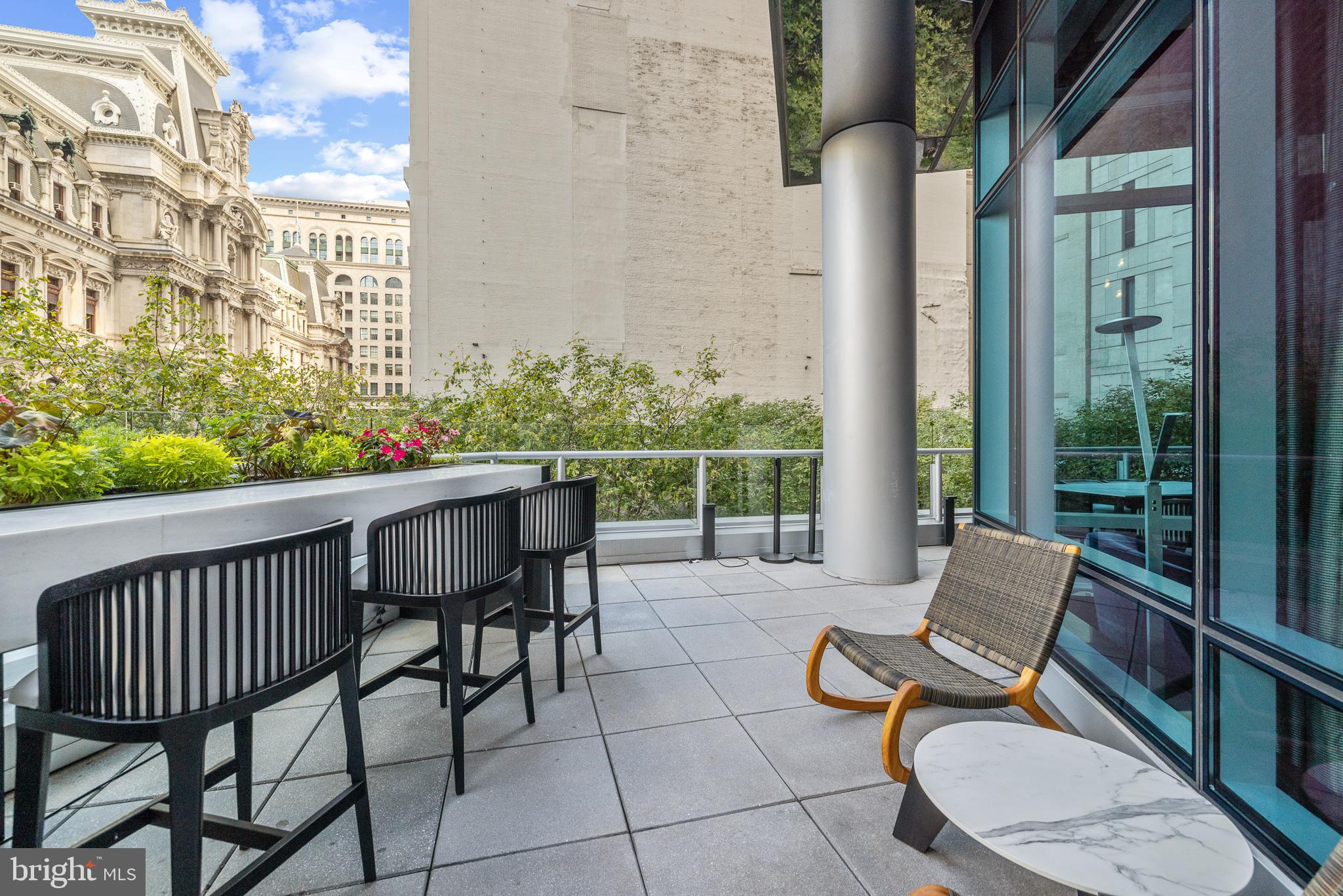 1414 S Penn Sq #10e