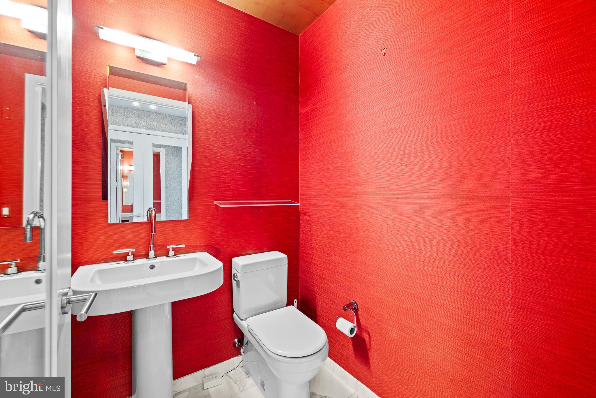 1414 S Penn Sq #10e