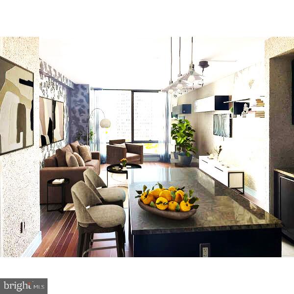 1414 S Penn Sq #10e