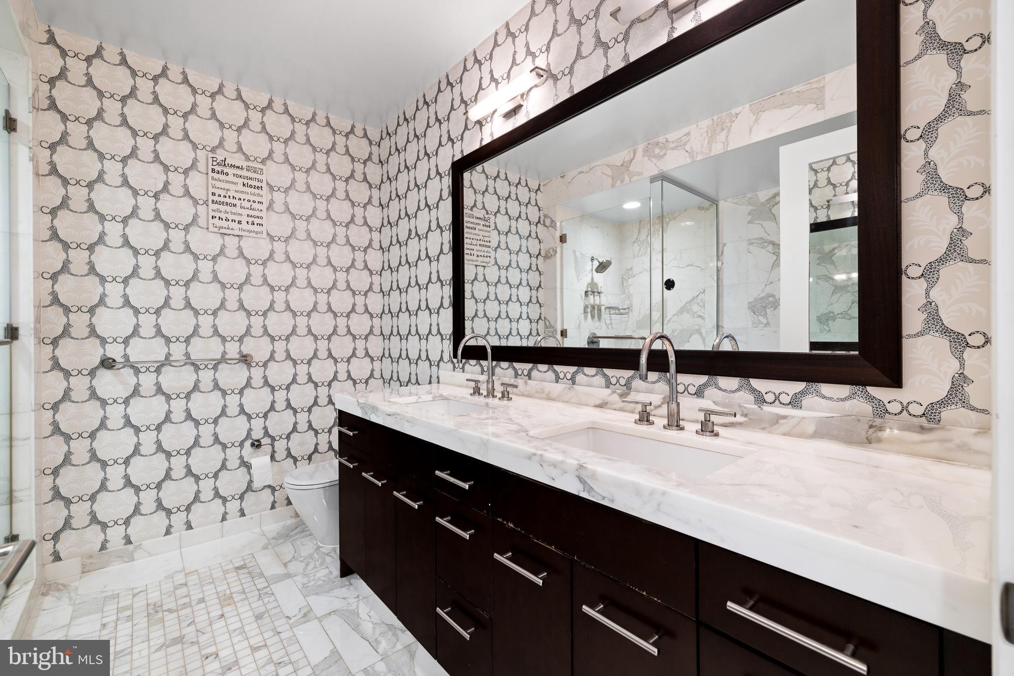 1414 S PENN SQ #10E