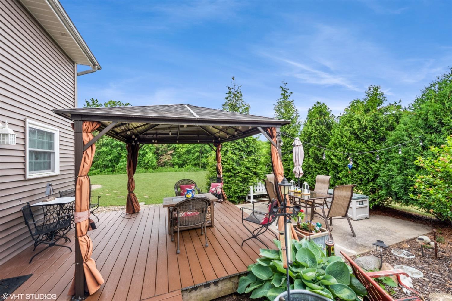 804 E Sportsman Lane