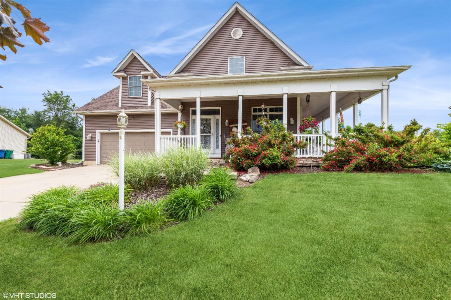 804 E Sportsman Lane