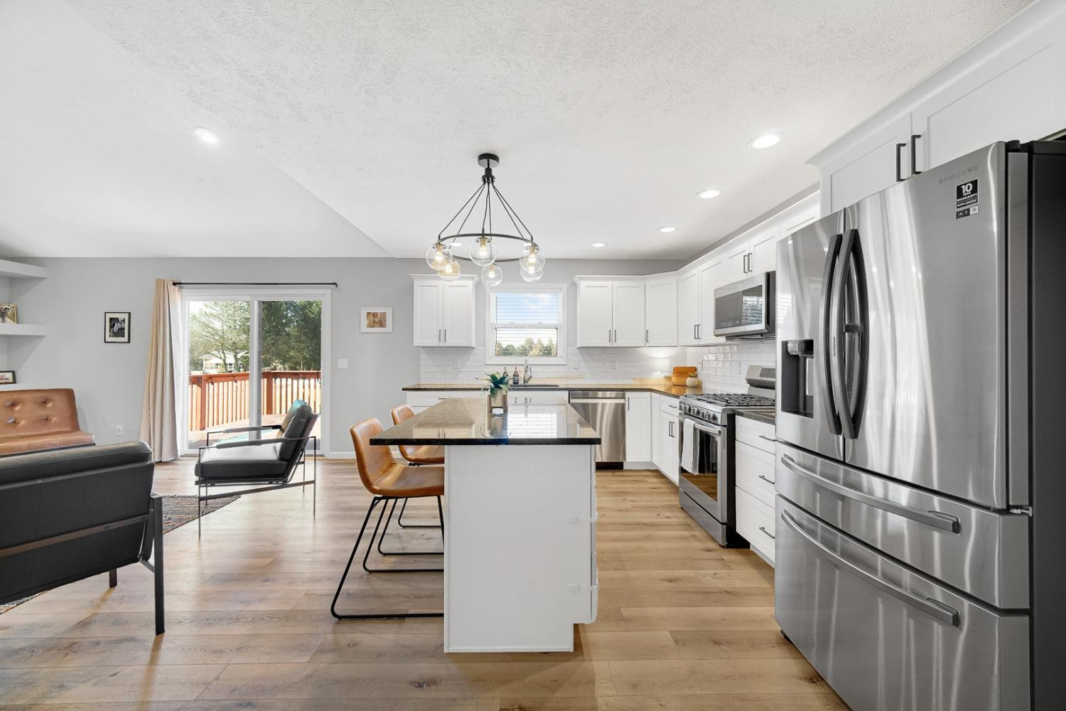 2974 N Fairway Avenue