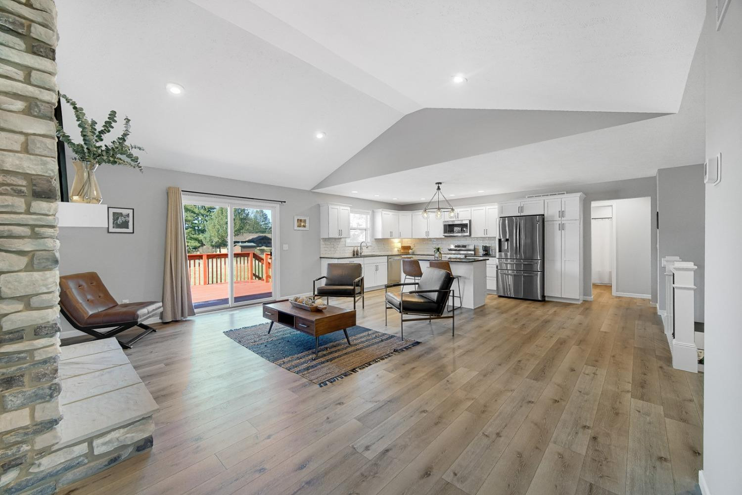 2974 N Fairway Avenue