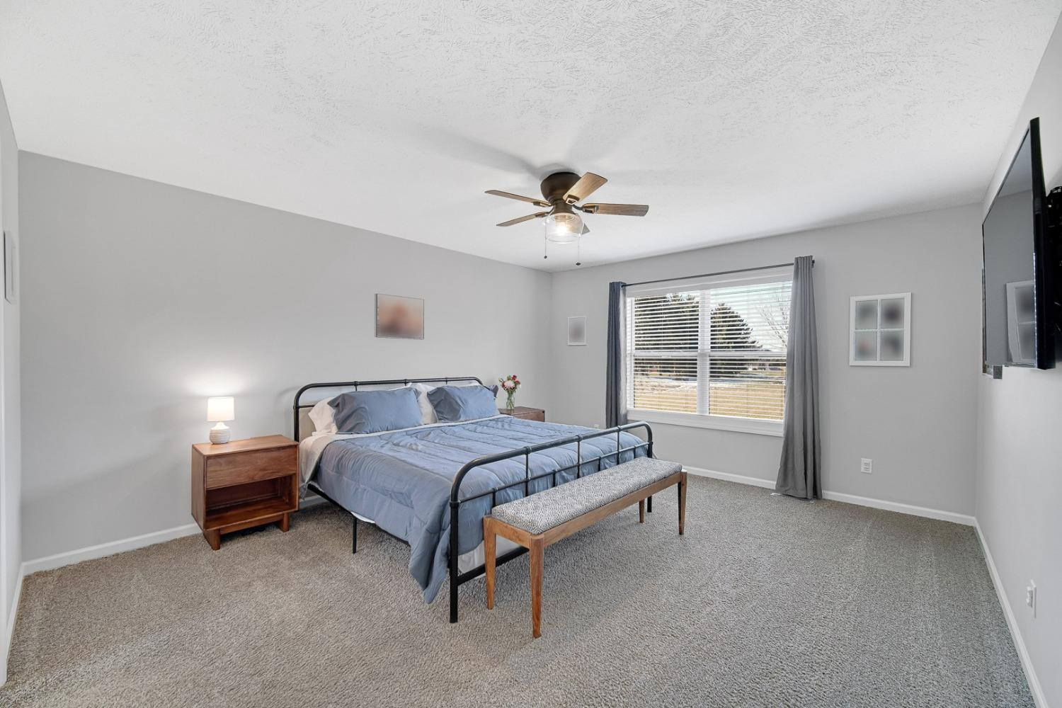 2974 N Fairway Avenue