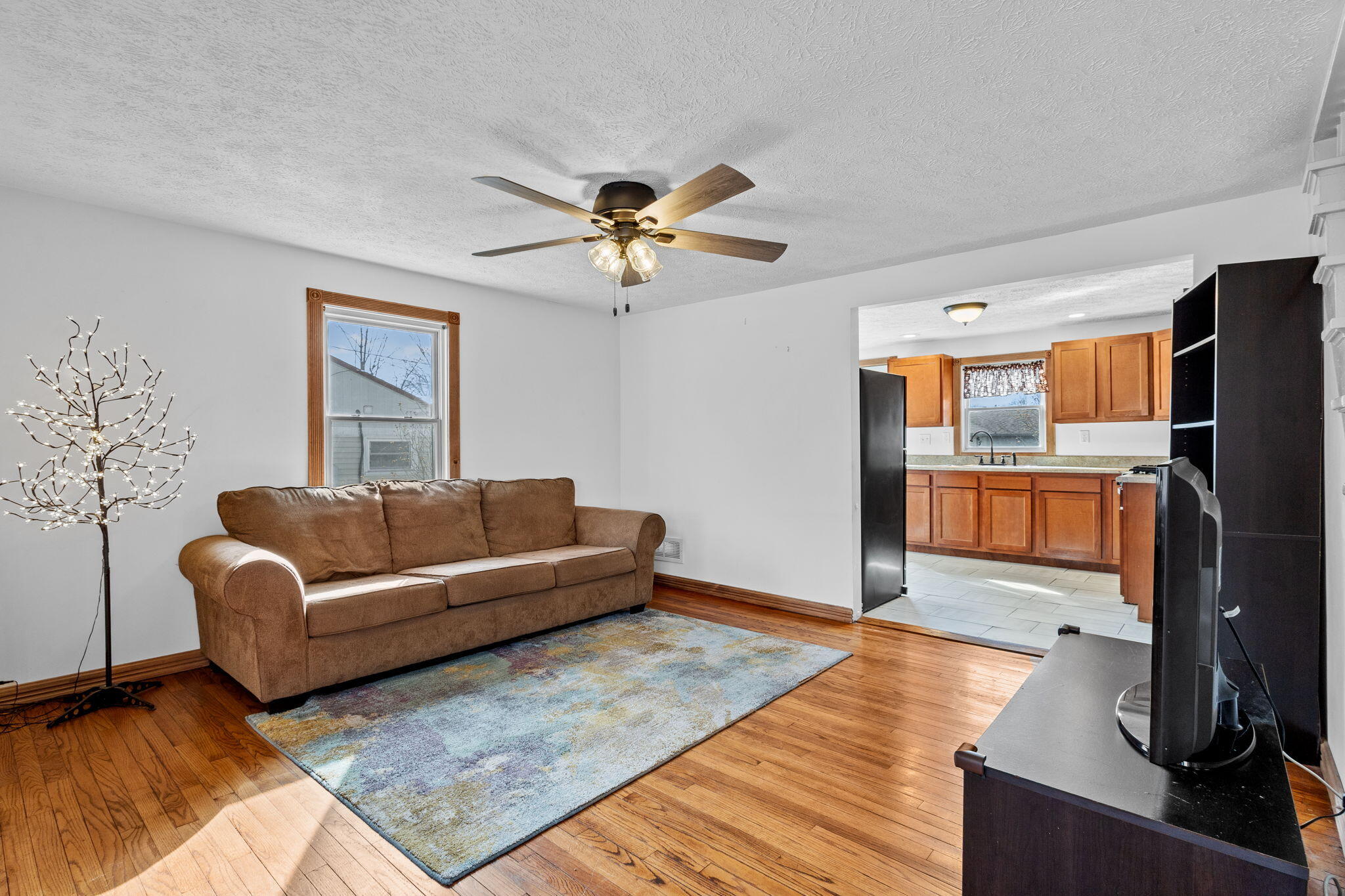 822 E Jefferson Avenue