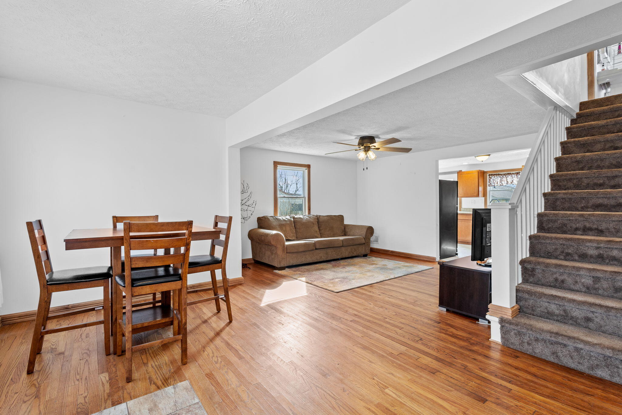 822 E Jefferson Avenue