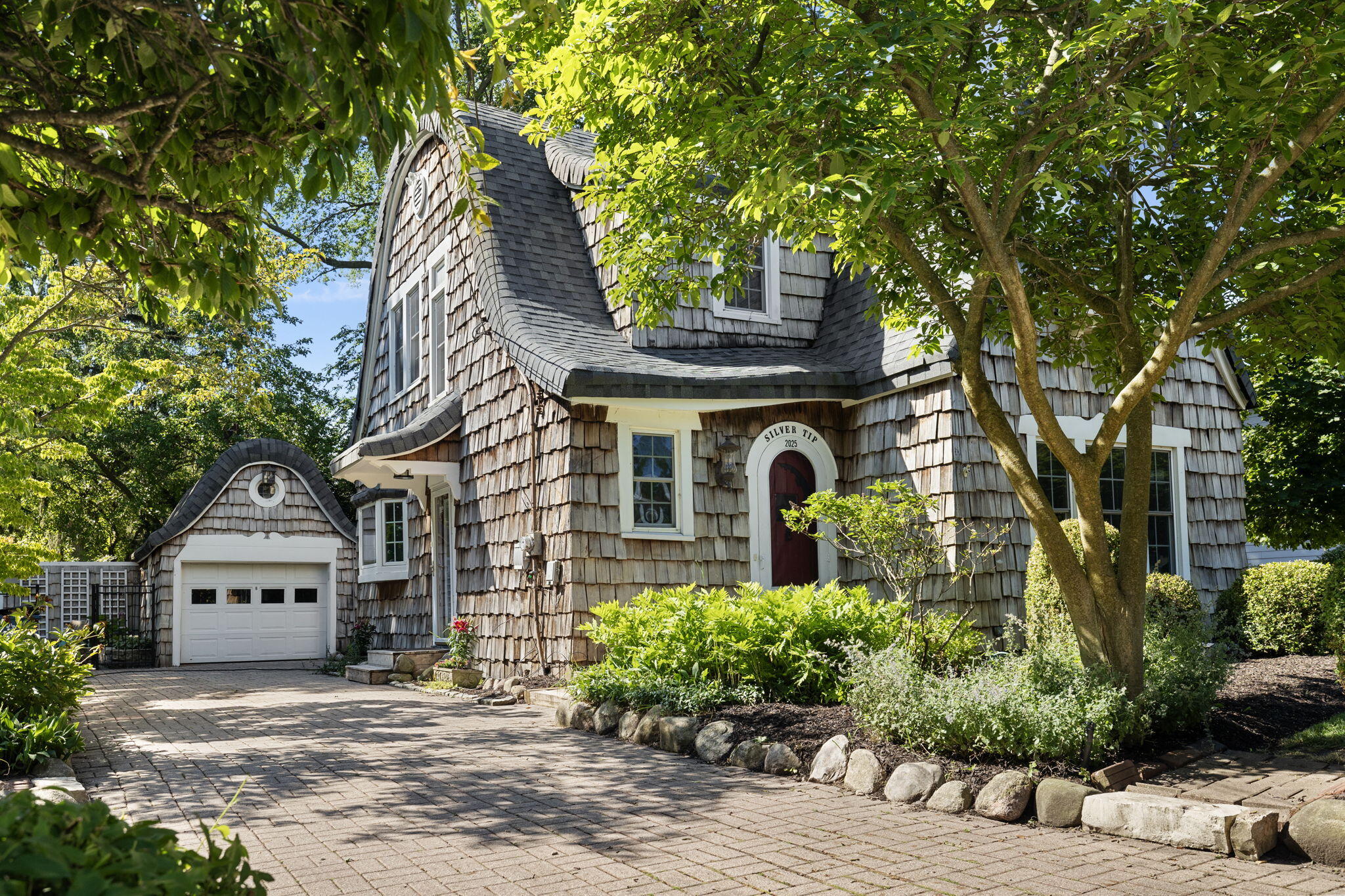 2025 Silvertip Lane