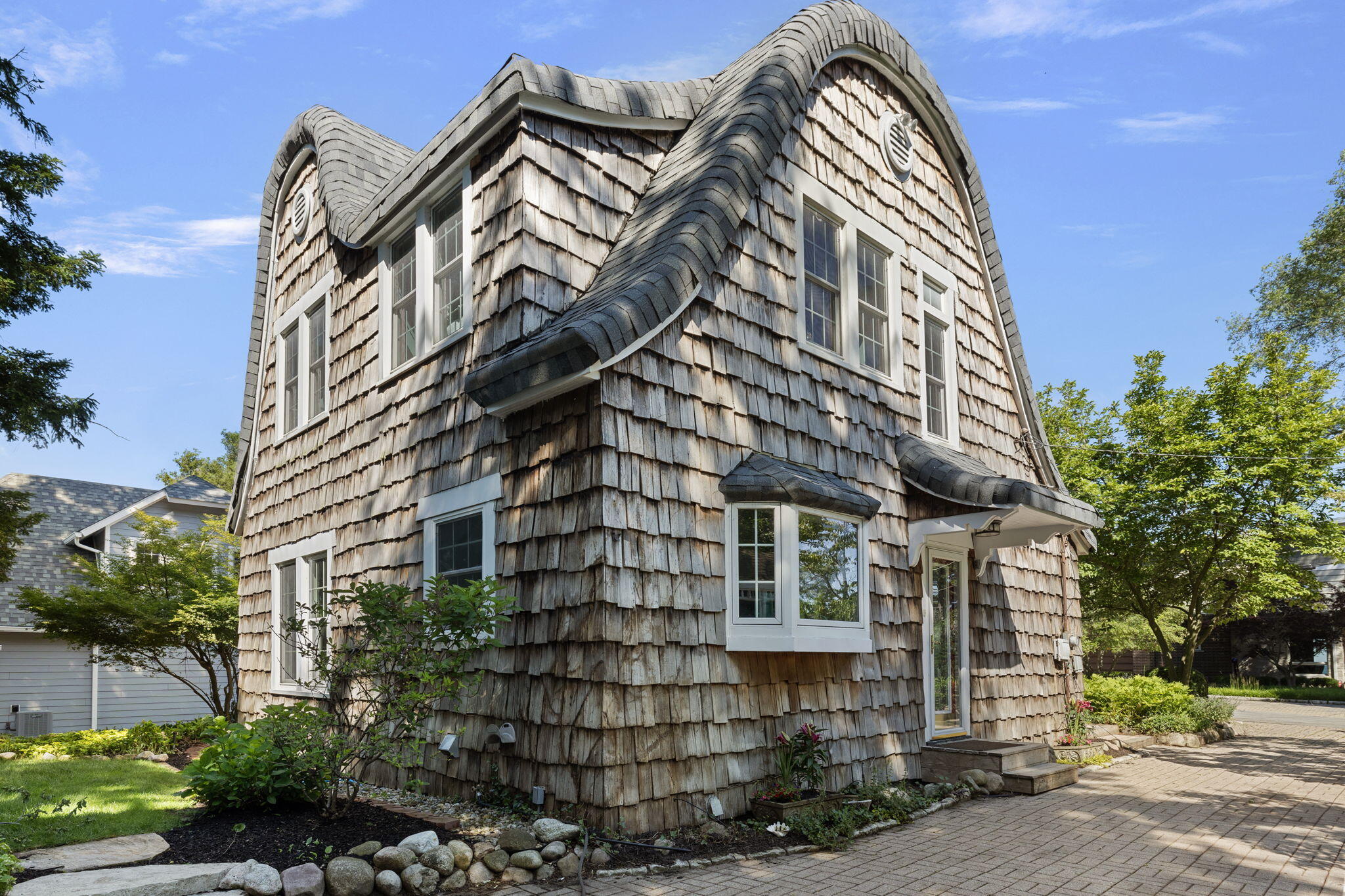 2025 Silvertip Lane