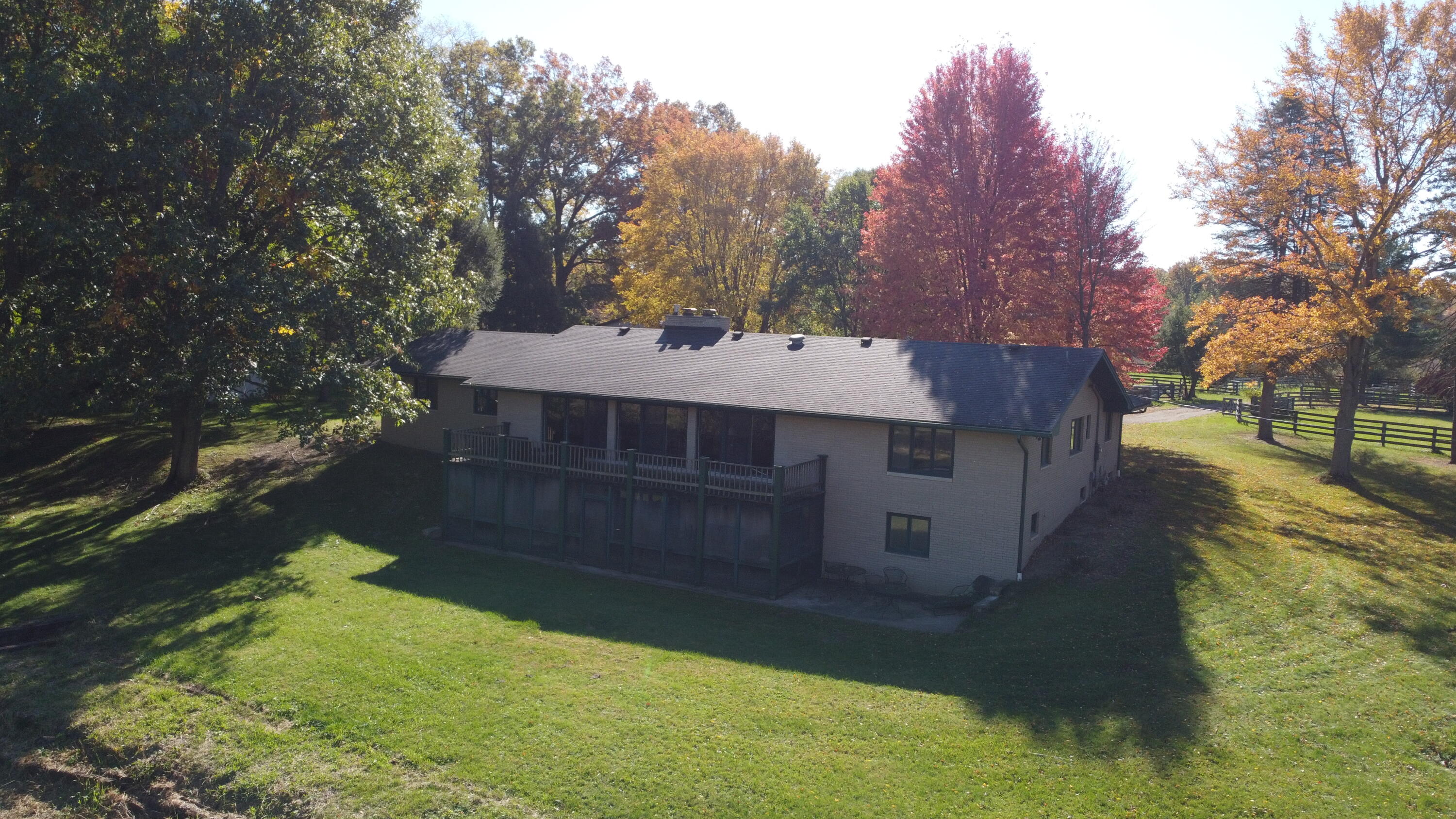 6271 N 525 W