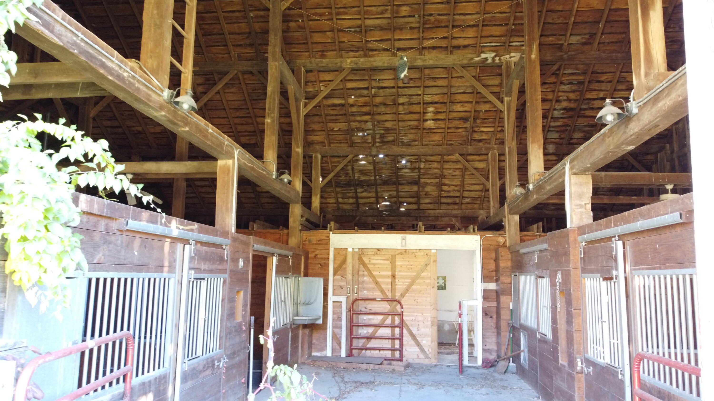 6271 N 525 W