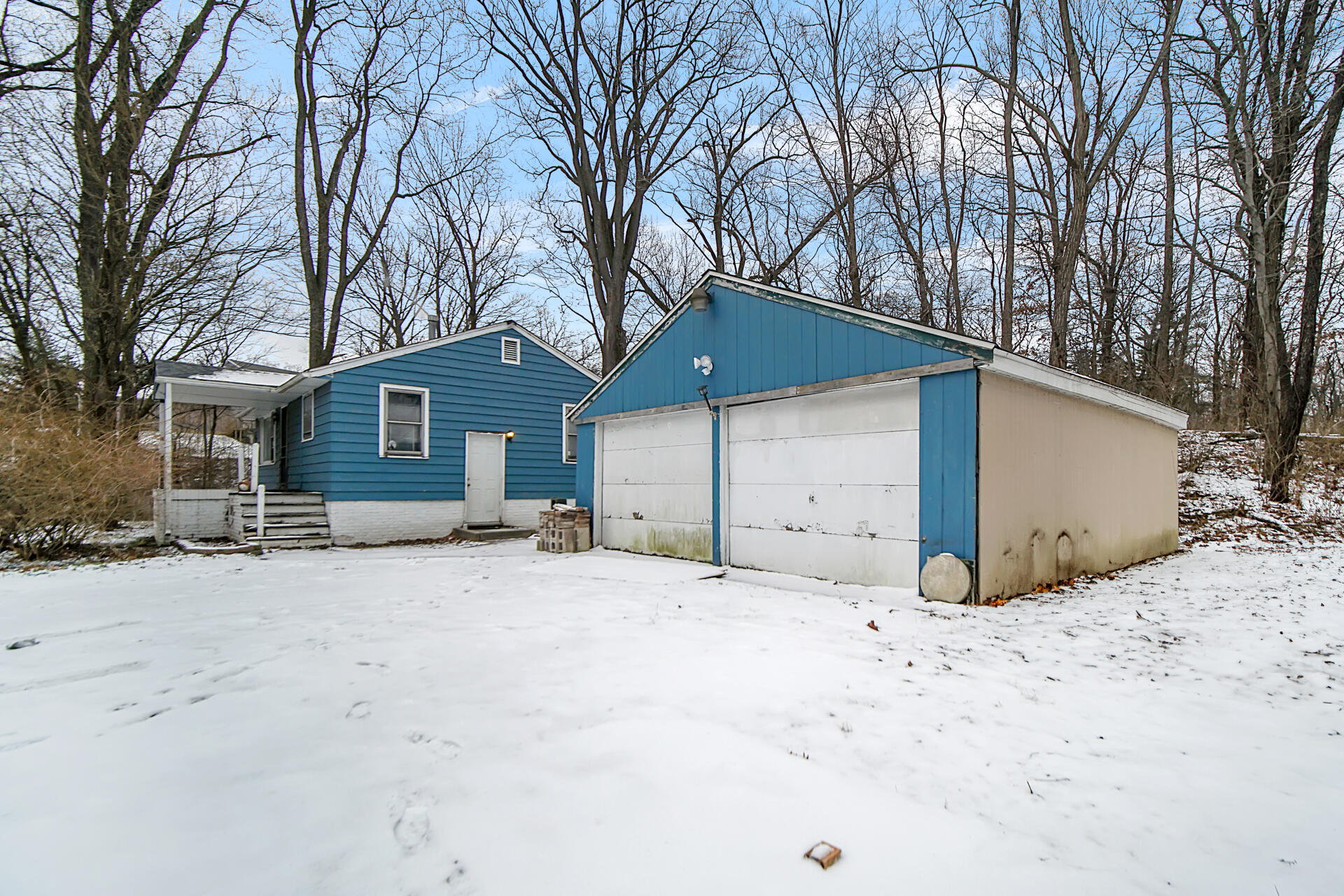 298 Meadowbrook Road