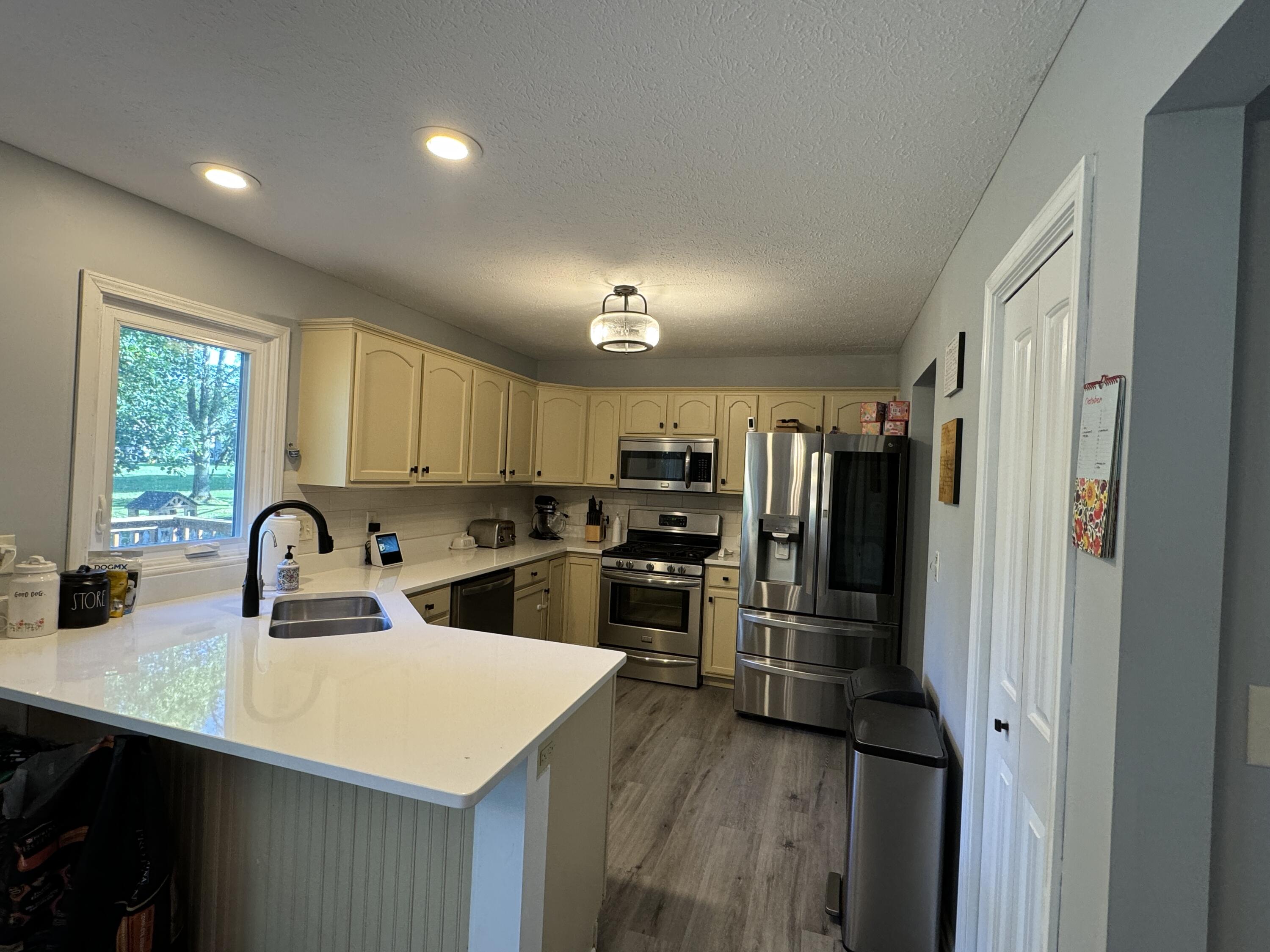 55320 Suncrest Drive