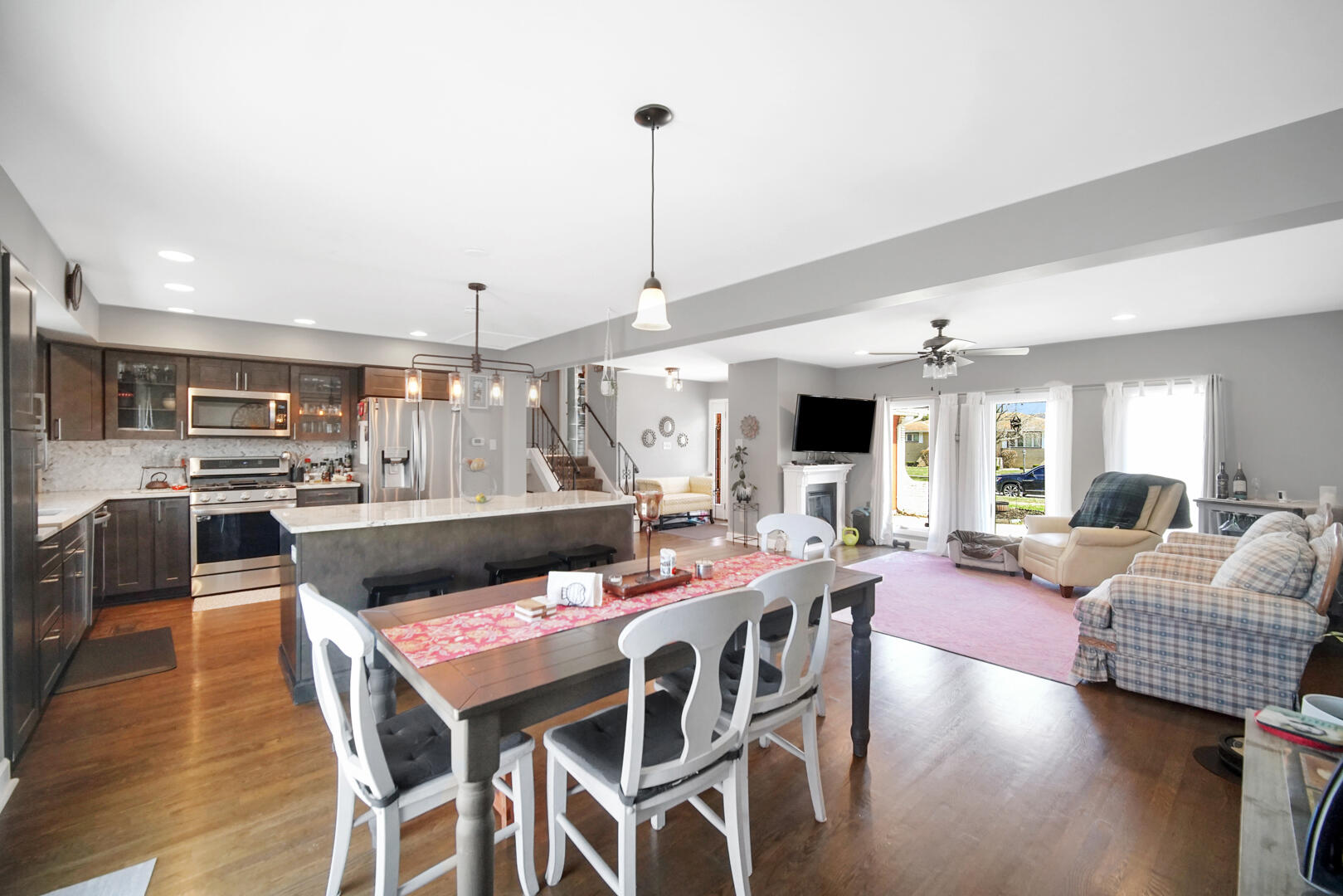 8218 White Oak Avenue