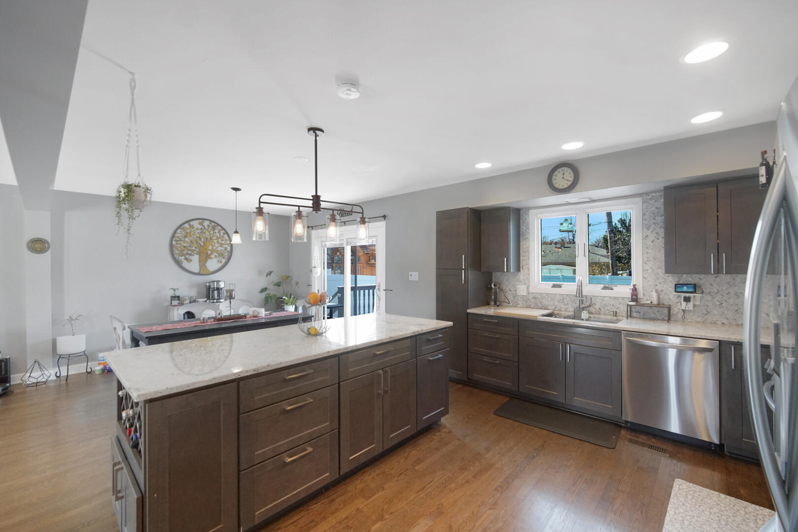 8218 White Oak Avenue