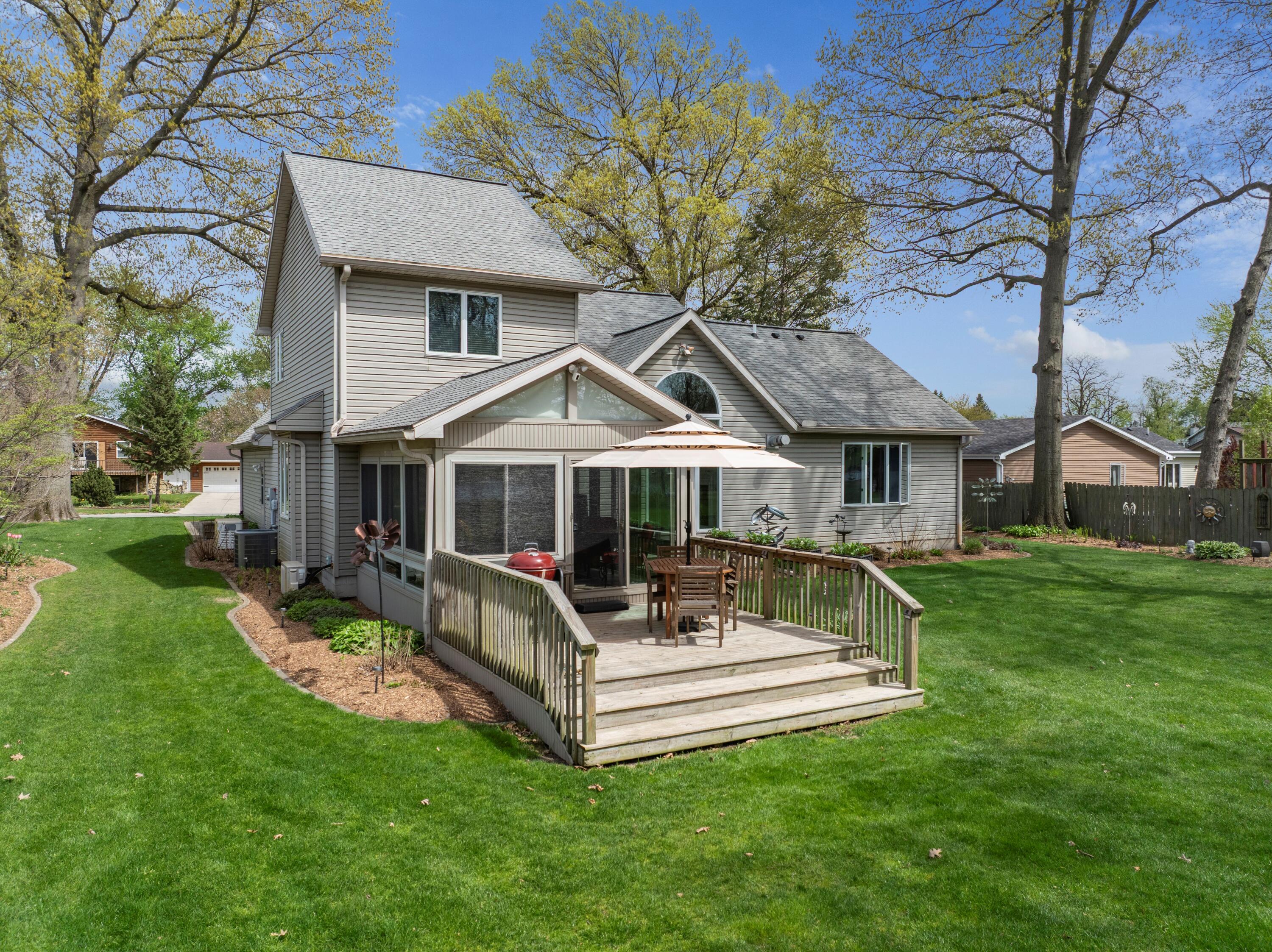 2390 Superior Street