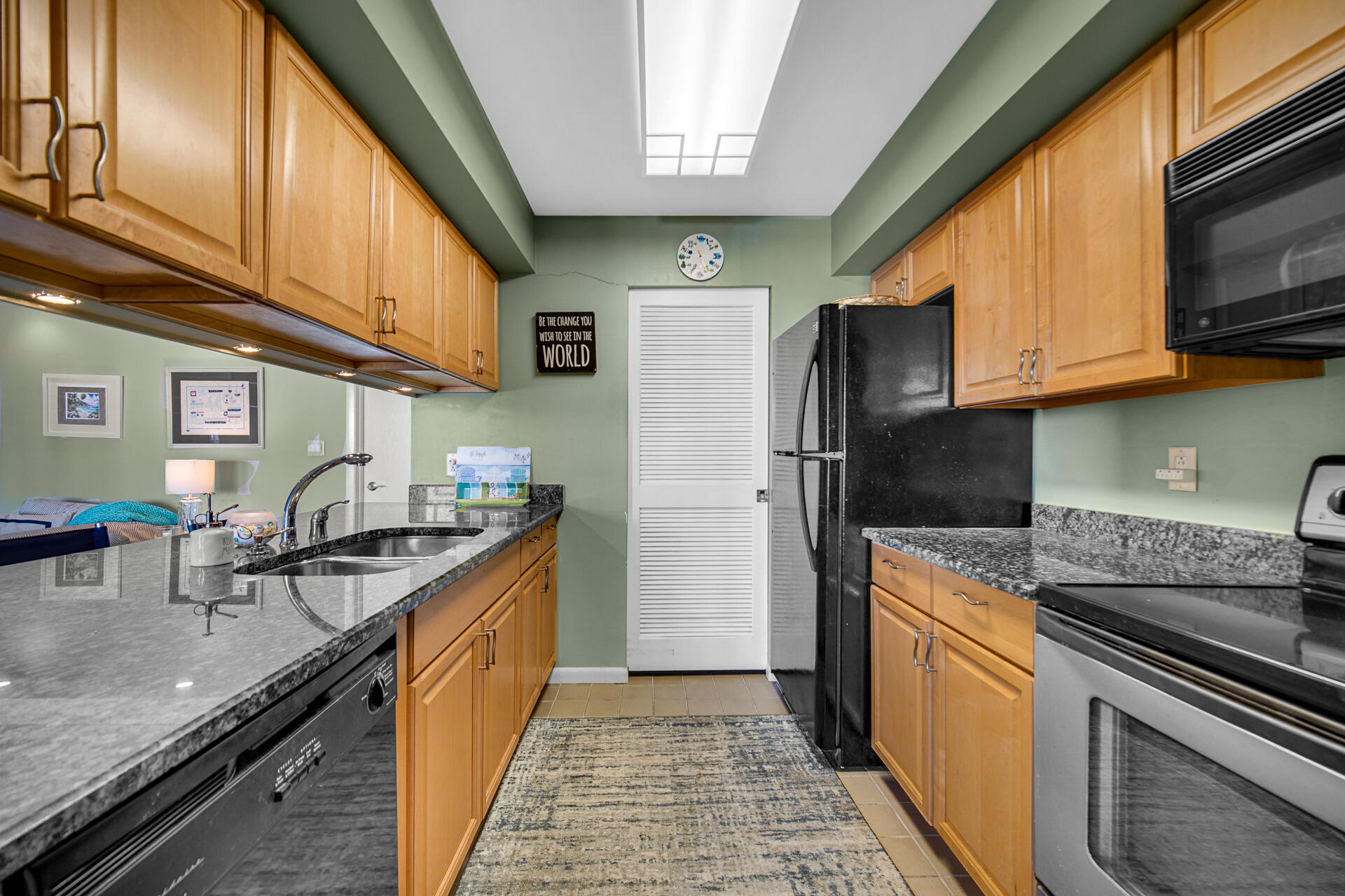 1 Marine Drive Unit: 2